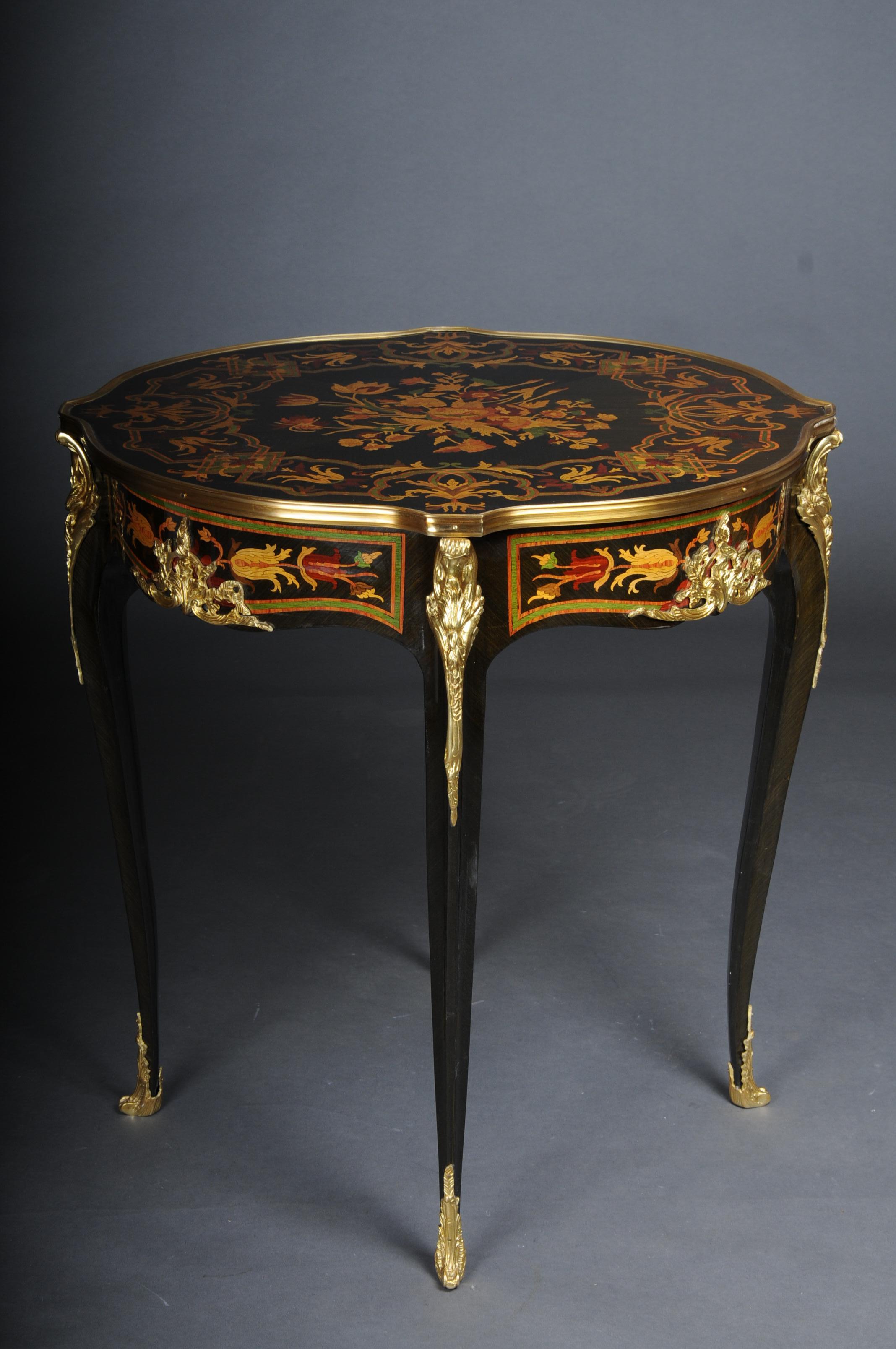 20th Century French side table / salon table, Louis XV, Marquetry In Good Condition In Berlin, DE