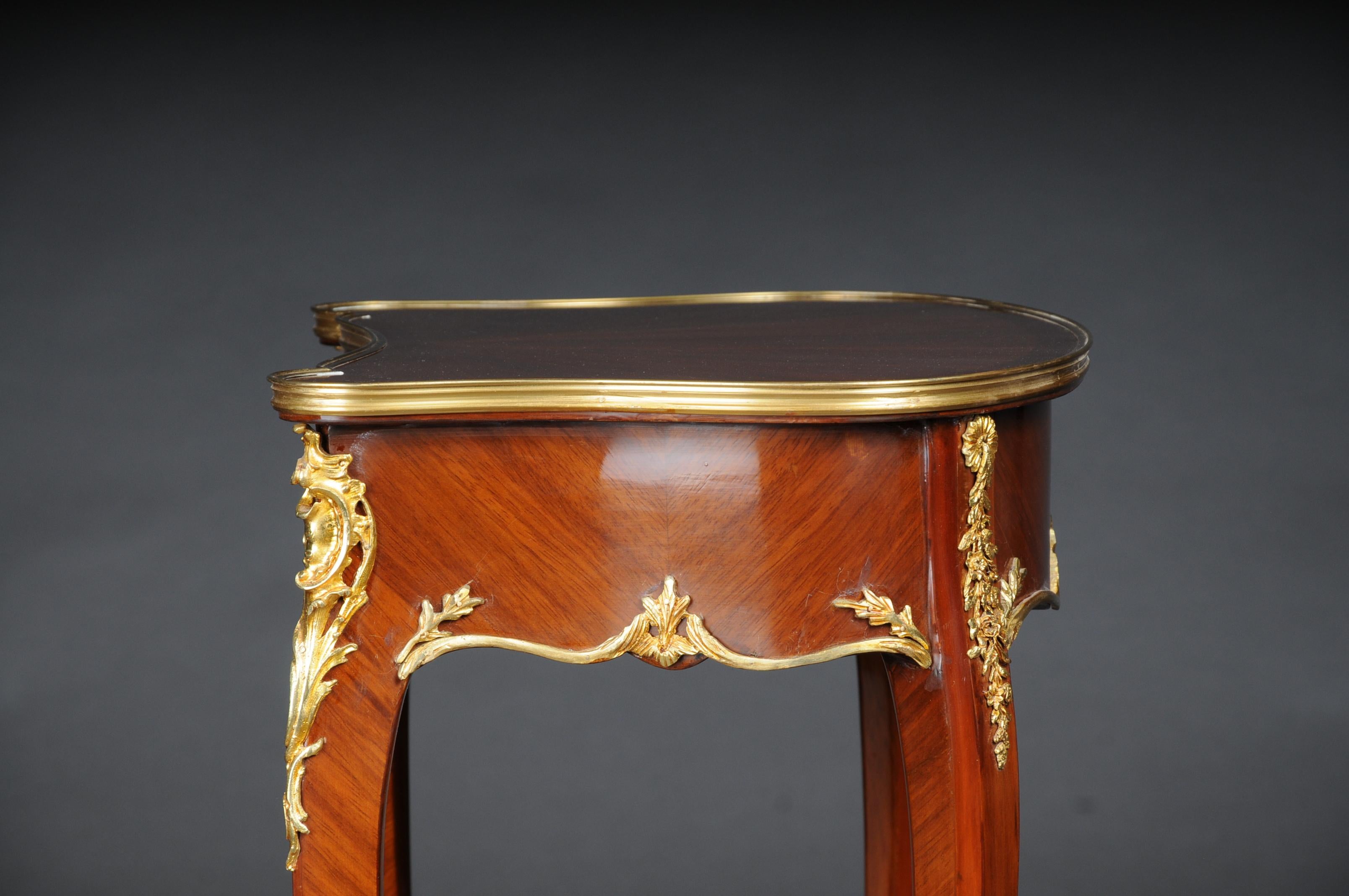 Table d'appoint/table d'appoint française du 20ème siècle/table d'entrée/table de couloir Louis XV en vente 5
