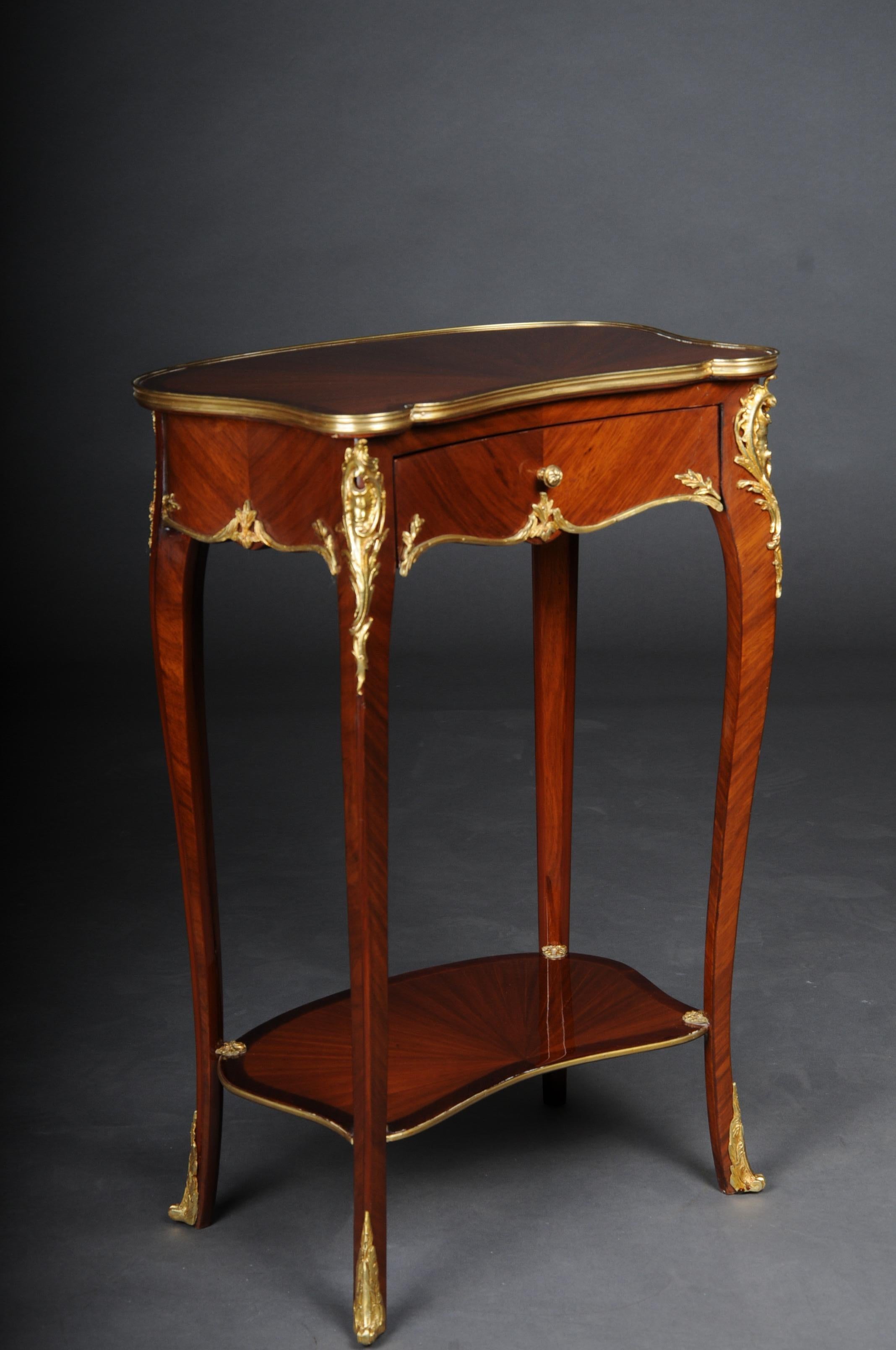 Doré Table d'appoint/table d'appoint française du 20ème siècle/table d'entrée/table de couloir Louis XV en vente