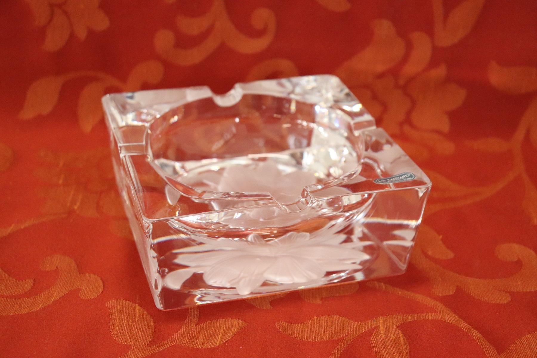 20th Century French Signed Crystal Ashtray, 1980s In Excellent Condition For Sale In Casale Monferrato, IT