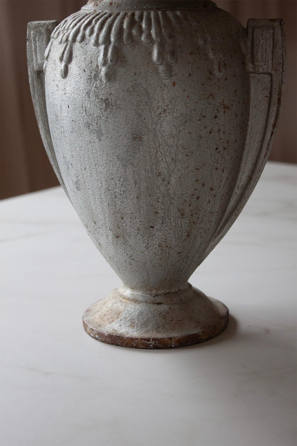 20th Century french silver Art Deco Style Cast Iron Vase (1 out of 2) In Good Condition In Rümmingen, BW