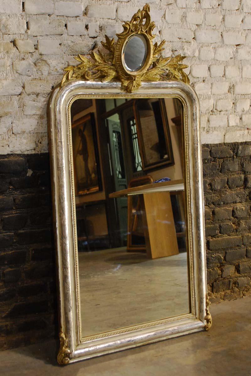 Louis Philippe 20th Century French Silver Leaf Gilt Mirror and Crest with Oval Mirror