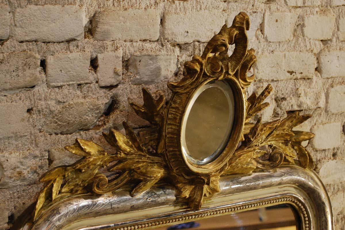 Gesso 20th Century French Silver Leaf Gilt Mirror and Crest with Oval Mirror
