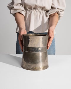 Enfriador de vino francés de metal plateado del siglo XX, diseño cilíndrico