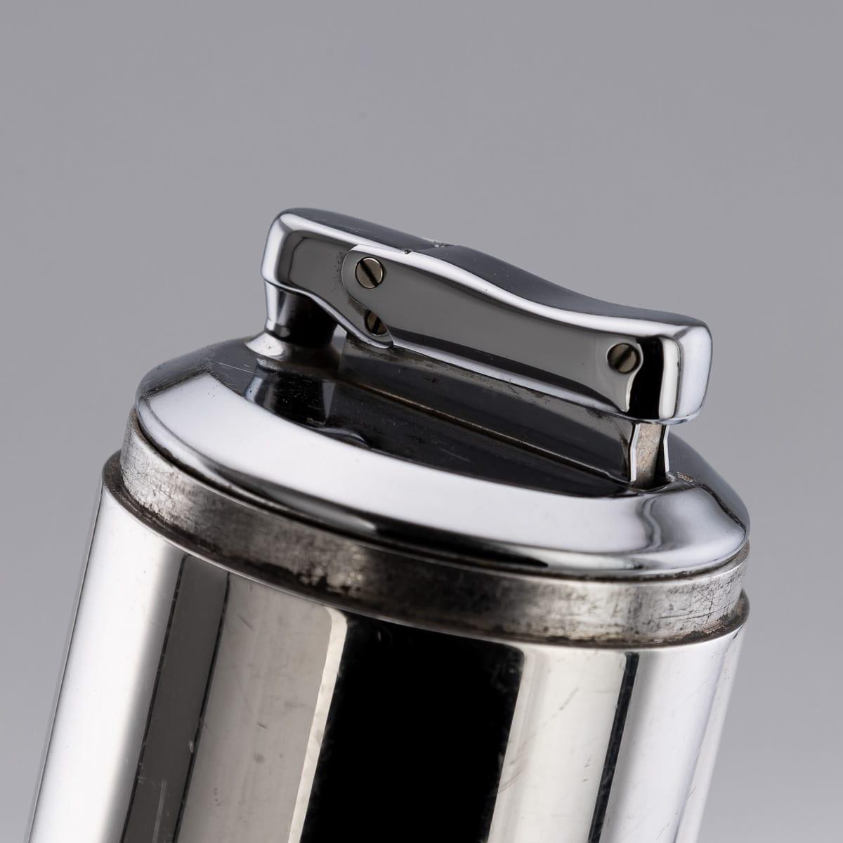 Accendino da tavolo francese del XX secolo in argento e dorato di Hermès, Parigi, 1960 ca. in vendita 4