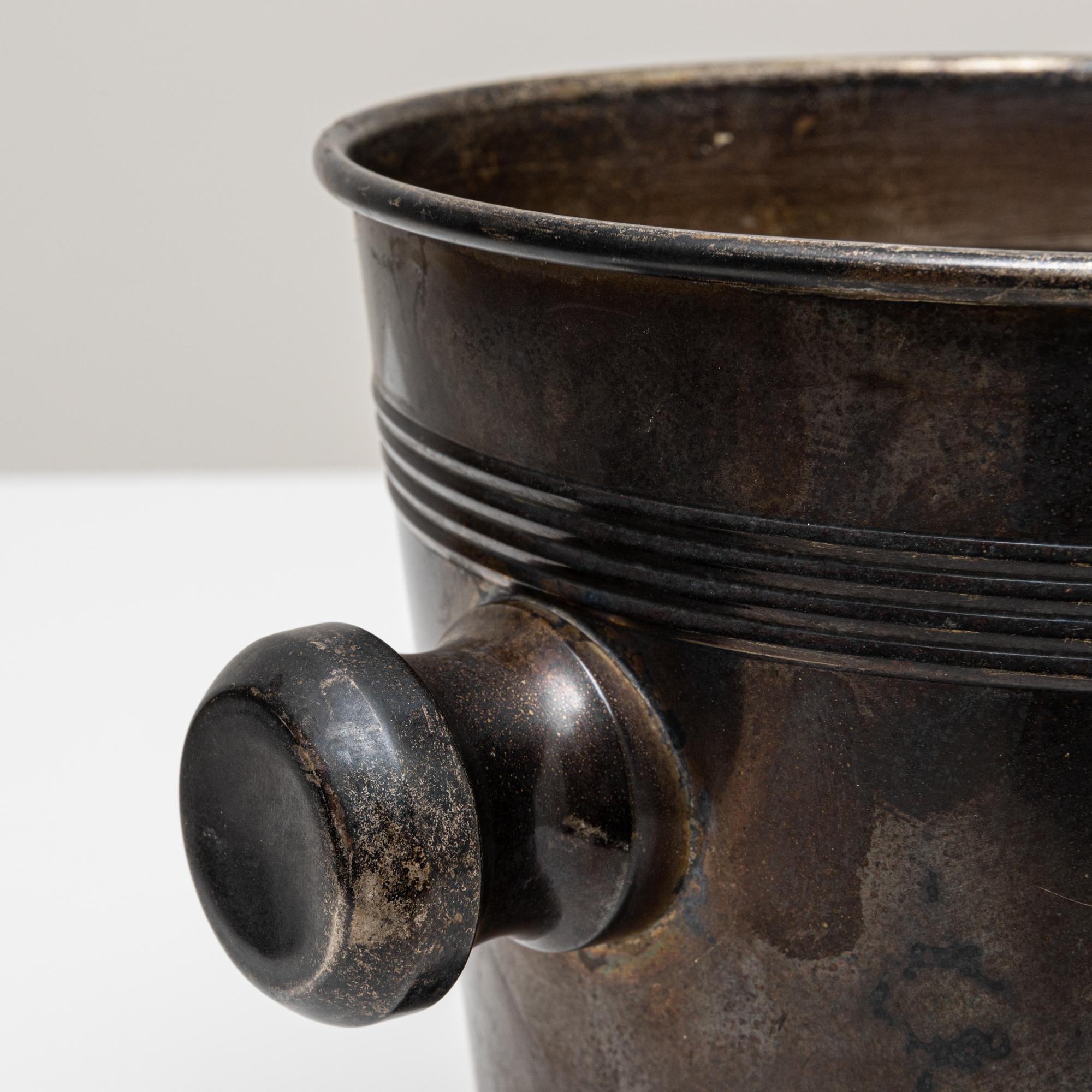 Seau à champagne en métal argenté français du 20e siècle en vente 4