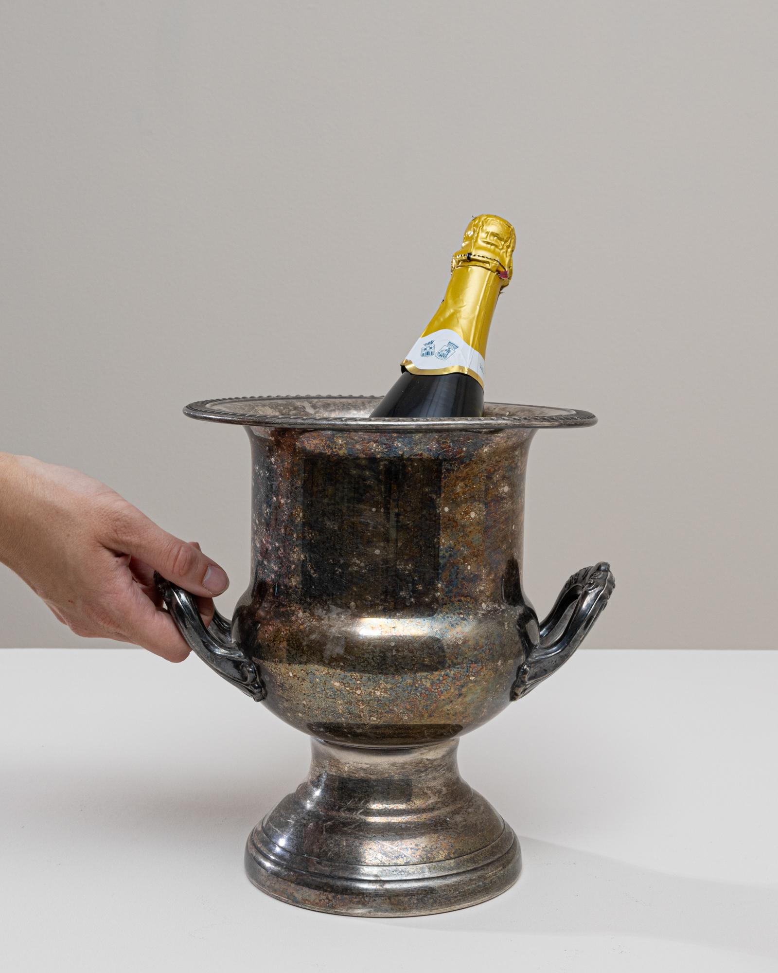 Seau à champagne en métal argenté français du 20e siècle Bon état - En vente à High Point, NC