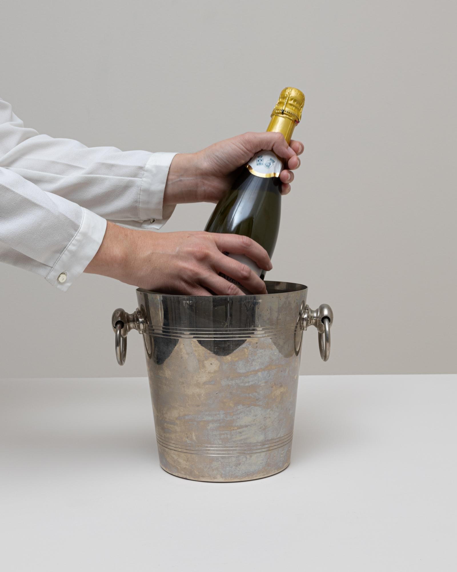 Seau à champagne en métal argenté français du 20e siècle Bon état - En vente à High Point, NC