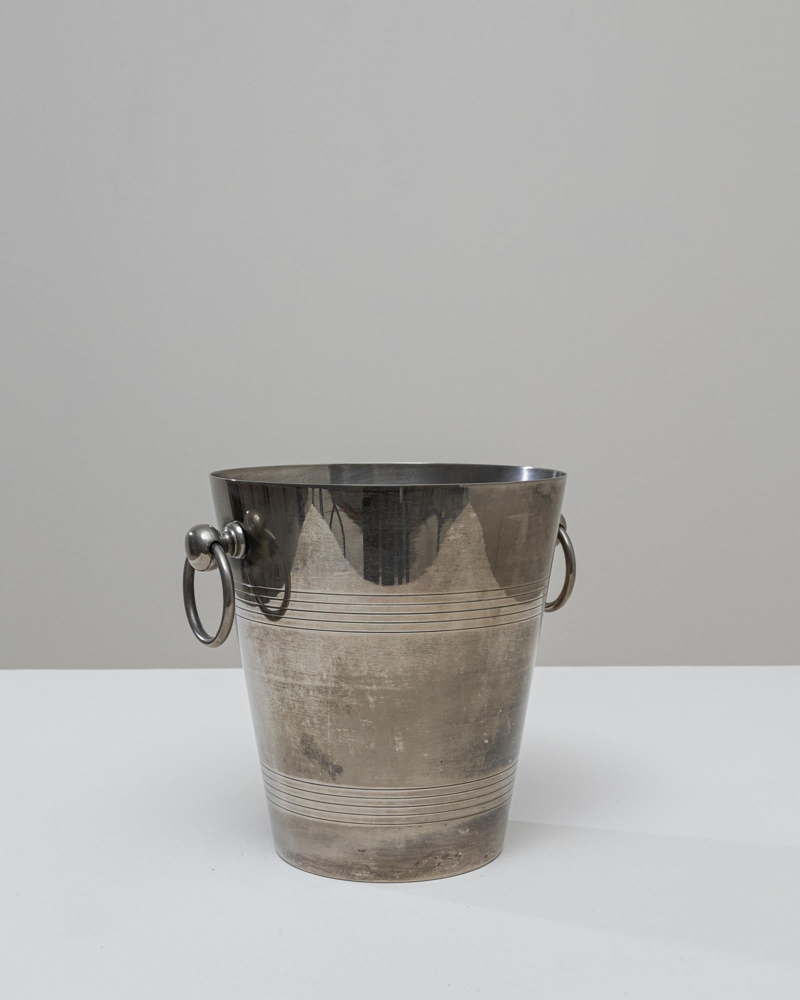 Plaqué argent Seau à champagne en métal argenté français du 20e siècle en vente