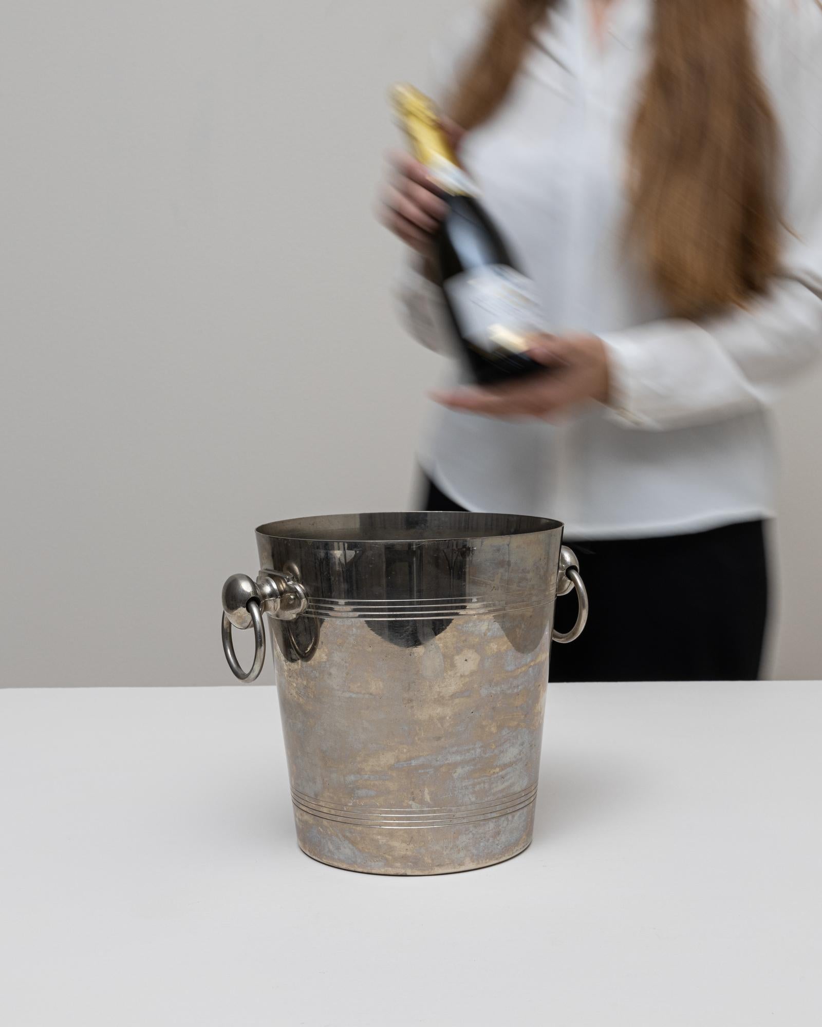 Plaqué argent Seau à champagne en métal argenté français du 20e siècle en vente