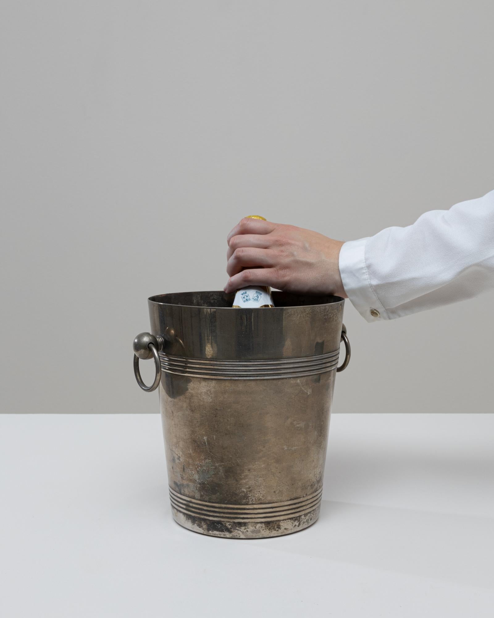 Seau à champagne en métal argenté français du 20e siècle en vente 1