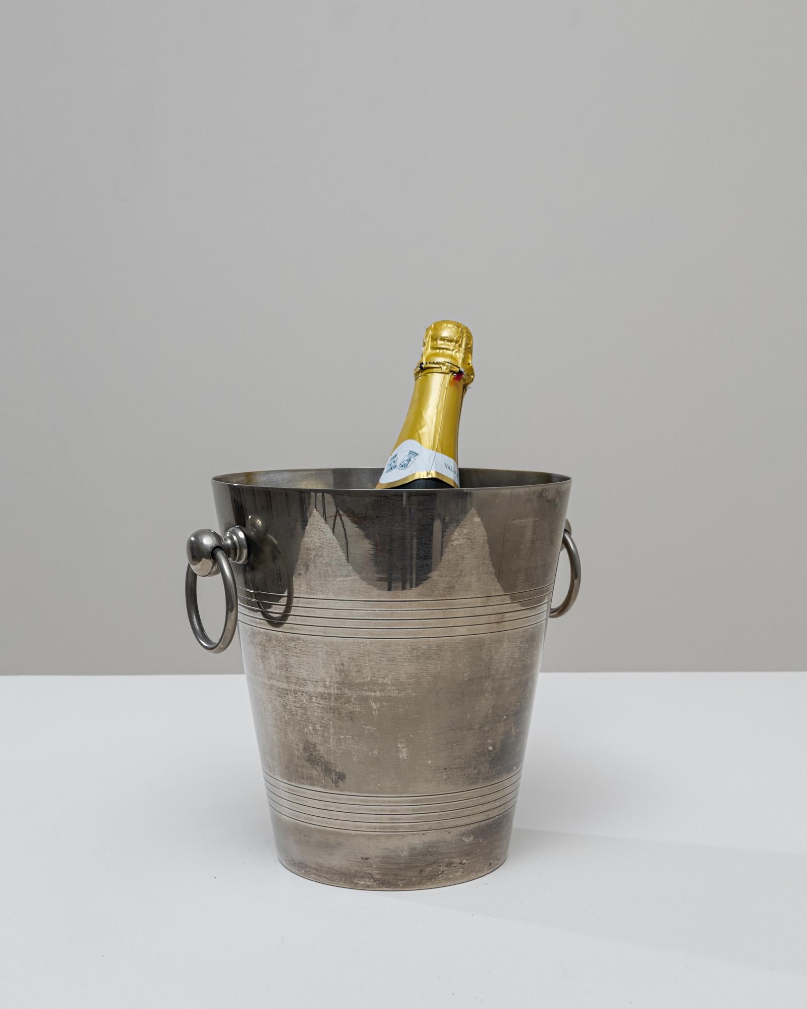 Seau à champagne en métal argenté français du 20e siècle en vente 1