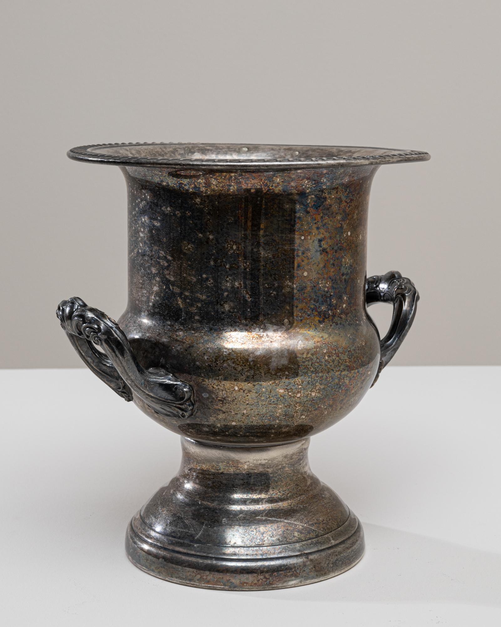 Seau à champagne en métal argenté français du 20e siècle en vente 2