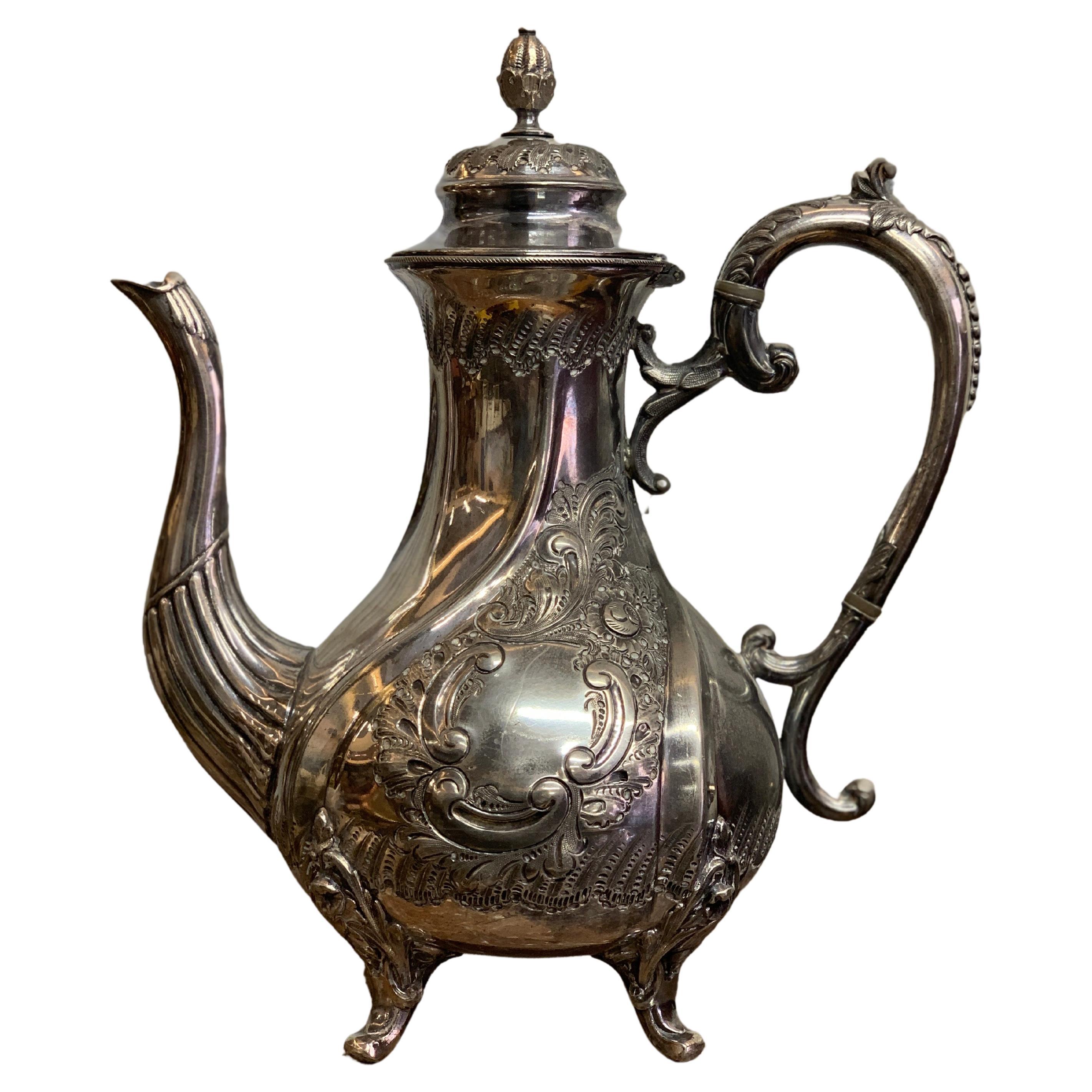 20th Century French Silver Plated Coffee or Tea Pot with Nice Decoration For Sale