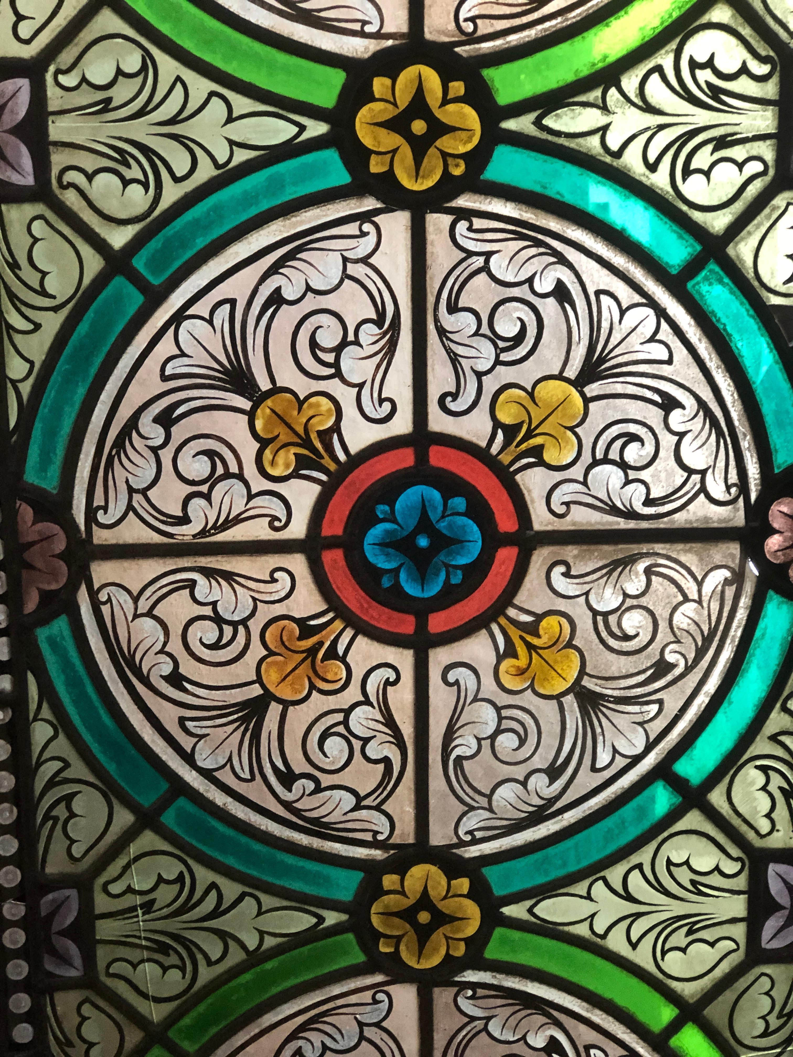 20th Century French Stained Glass Window with Floral Decoration Signed and Dated For Sale 2