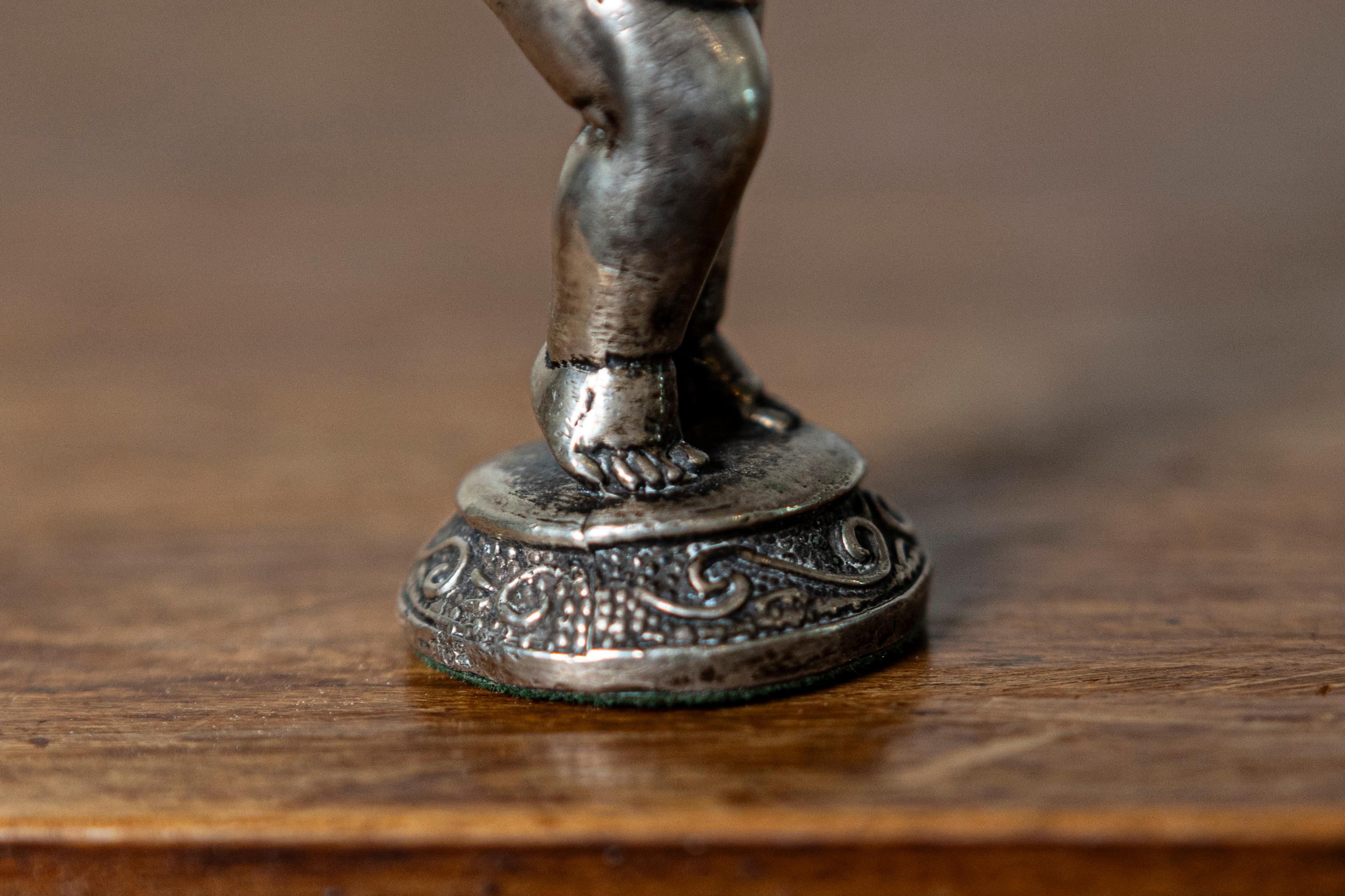 Statuetta francese del XX secolo In condizioni buone in vendita a Atlanta, GA