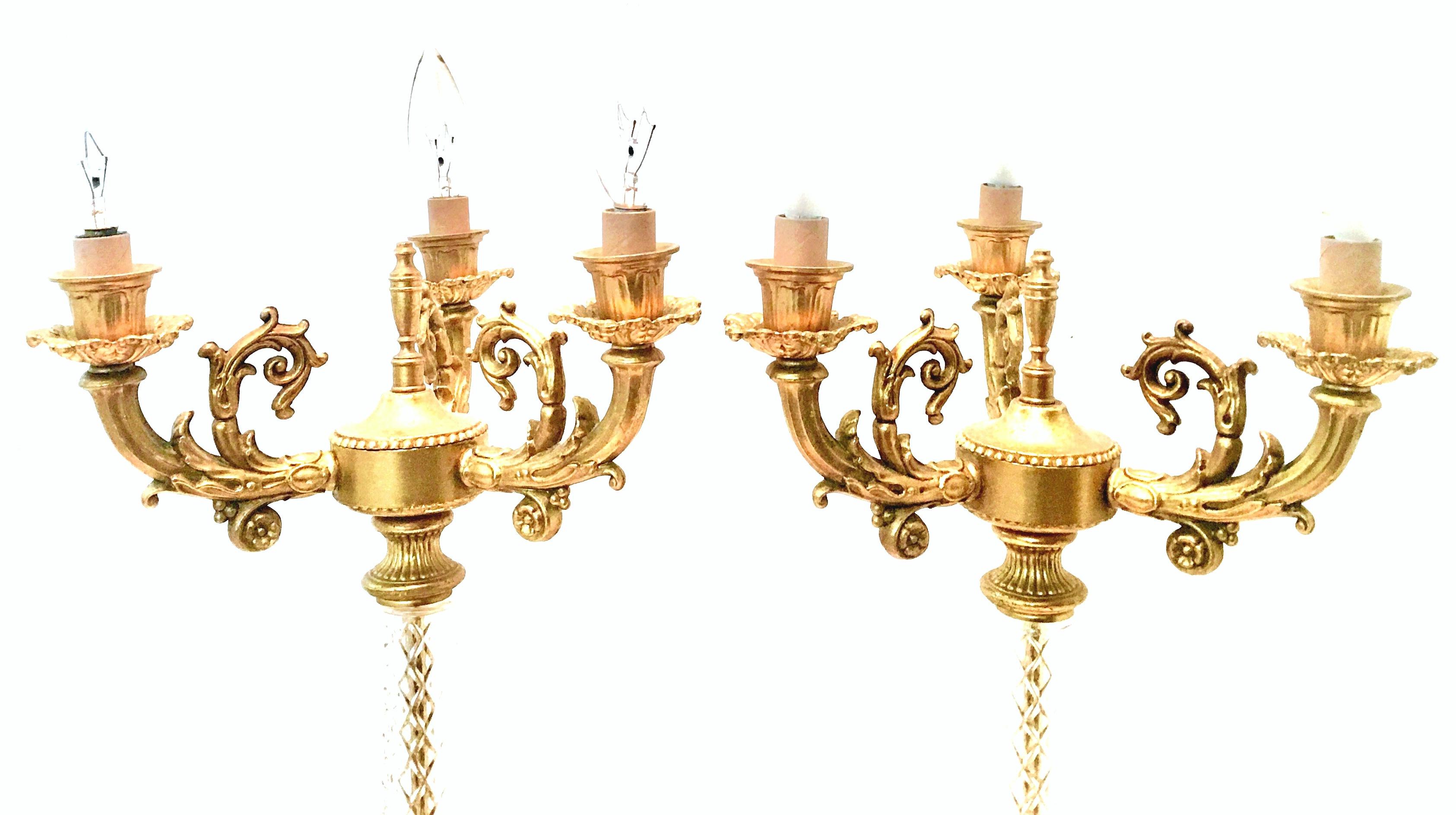 European 20th Century French Style Pair of Cut Crystal and Gilt Bronze Candelabra Lamps For Sale