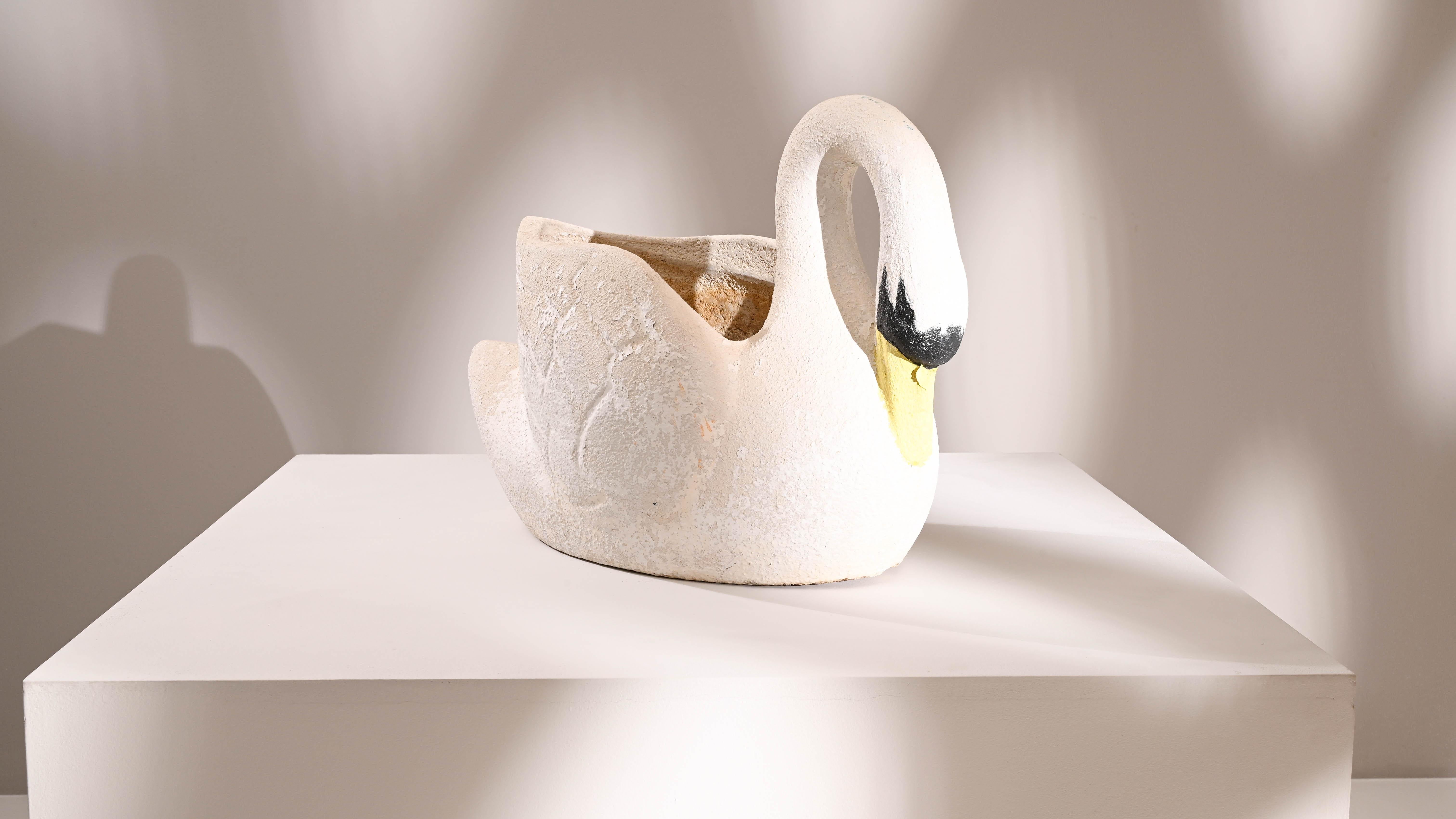 20th Century French Swan Concrete Planter For Sale 3
