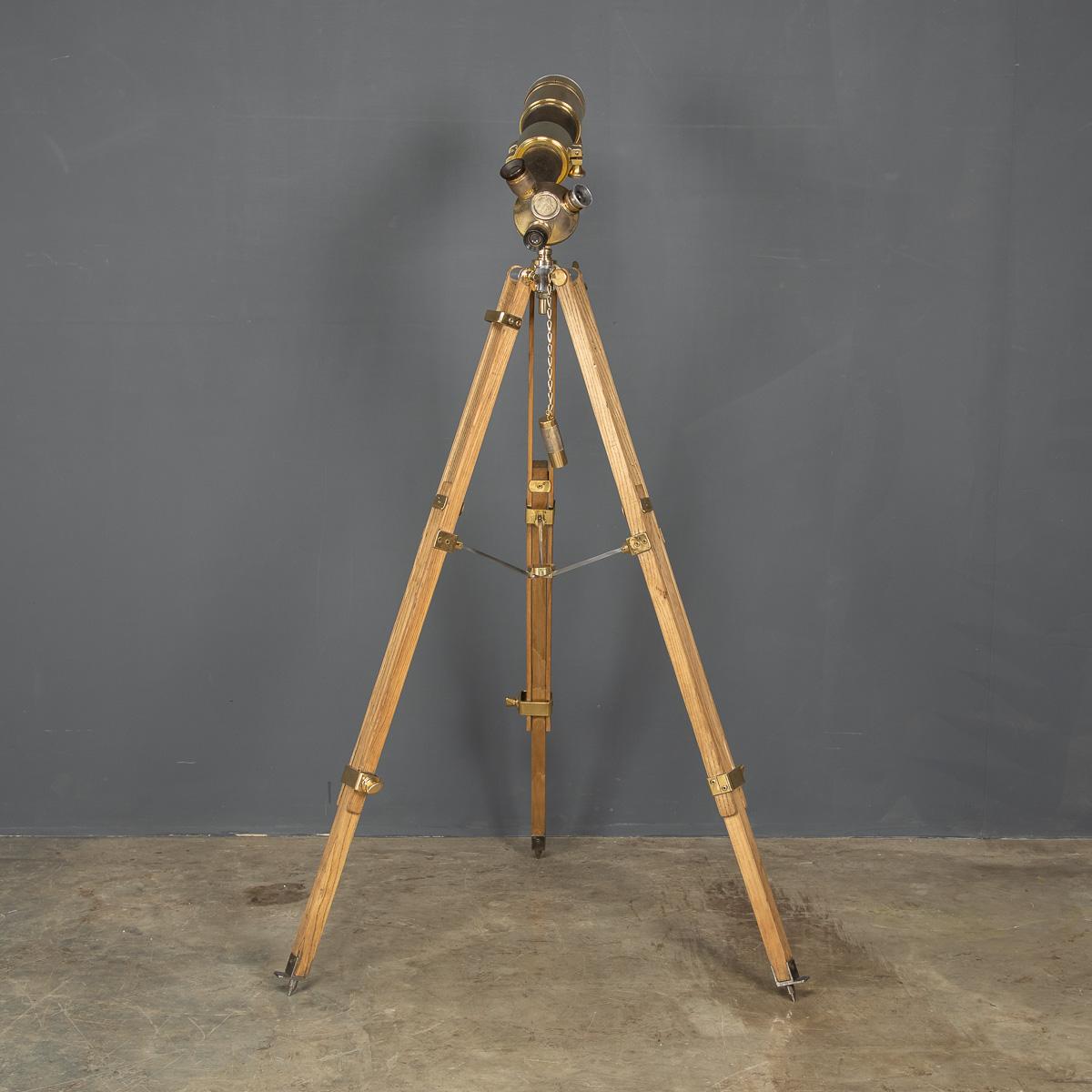 Metal 20th Century French Telescope on a Tripod, E. Krauss, Paris, c.1917