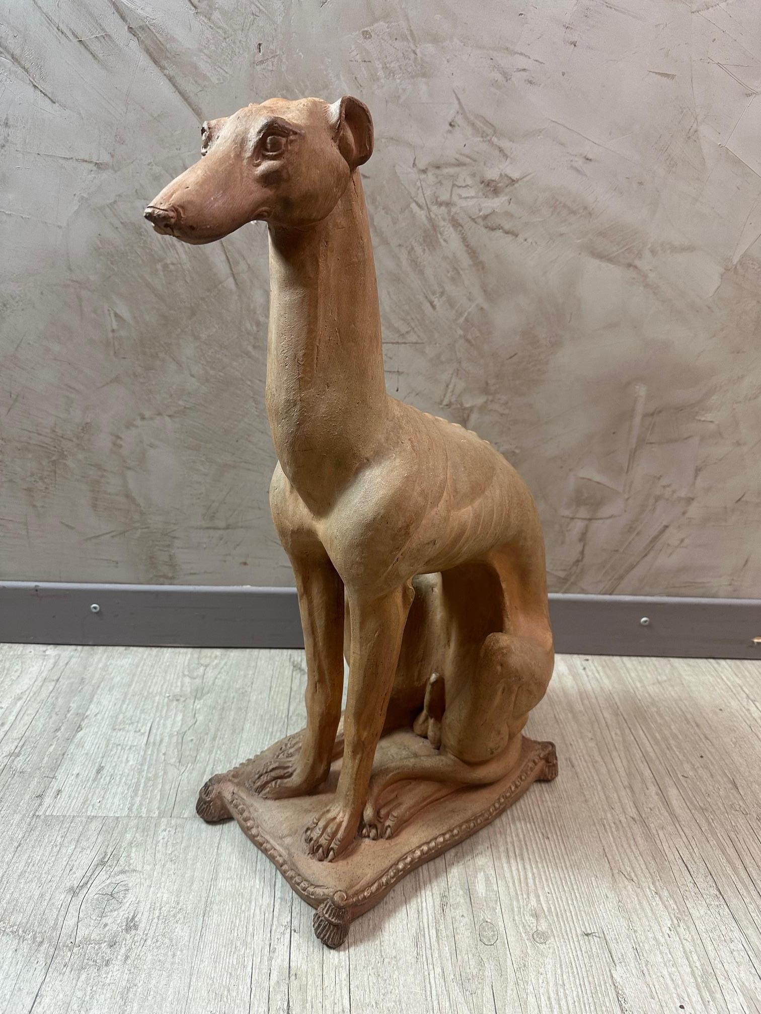 Beautiful terracotta statue representing a greyhound sitting on a cushion. Dating from the 1930s.
Very good quality and good condition. Shows all the elegance of this dog.
For lovers of greyhounds and animal statues.