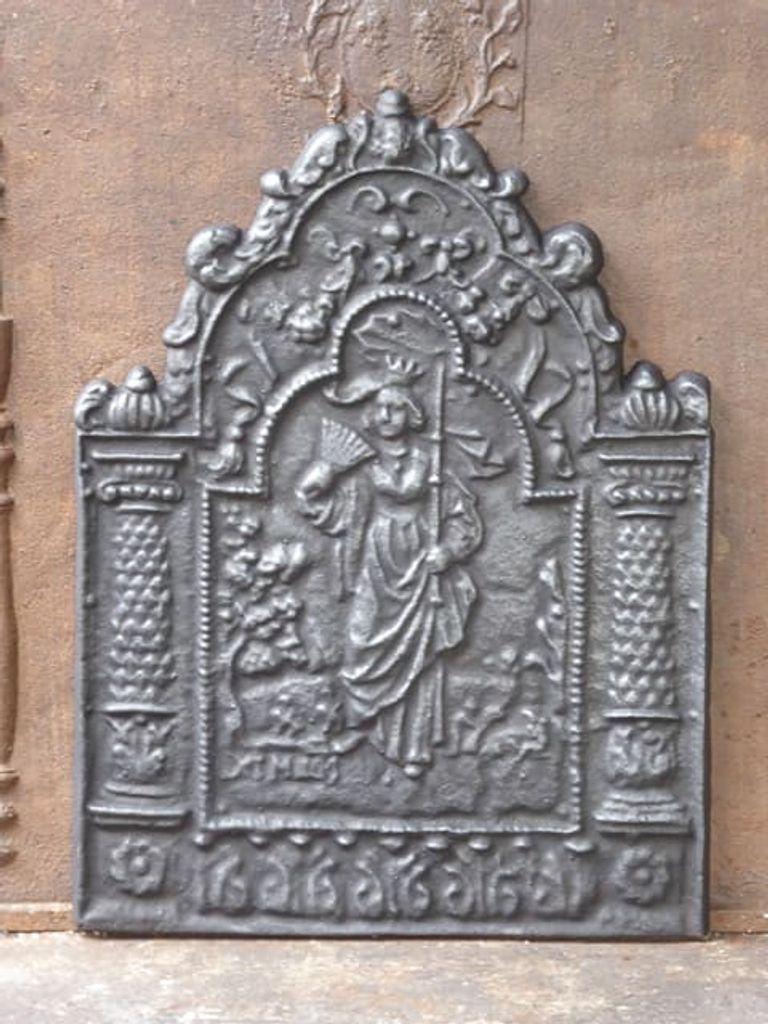 20th Century French 'The Afternoon' Fireback / Backsplash depicting an allegory of the afternoon. 

The fireback is made of cast iron and has a black/pewter color. The condition is good, no cracks.