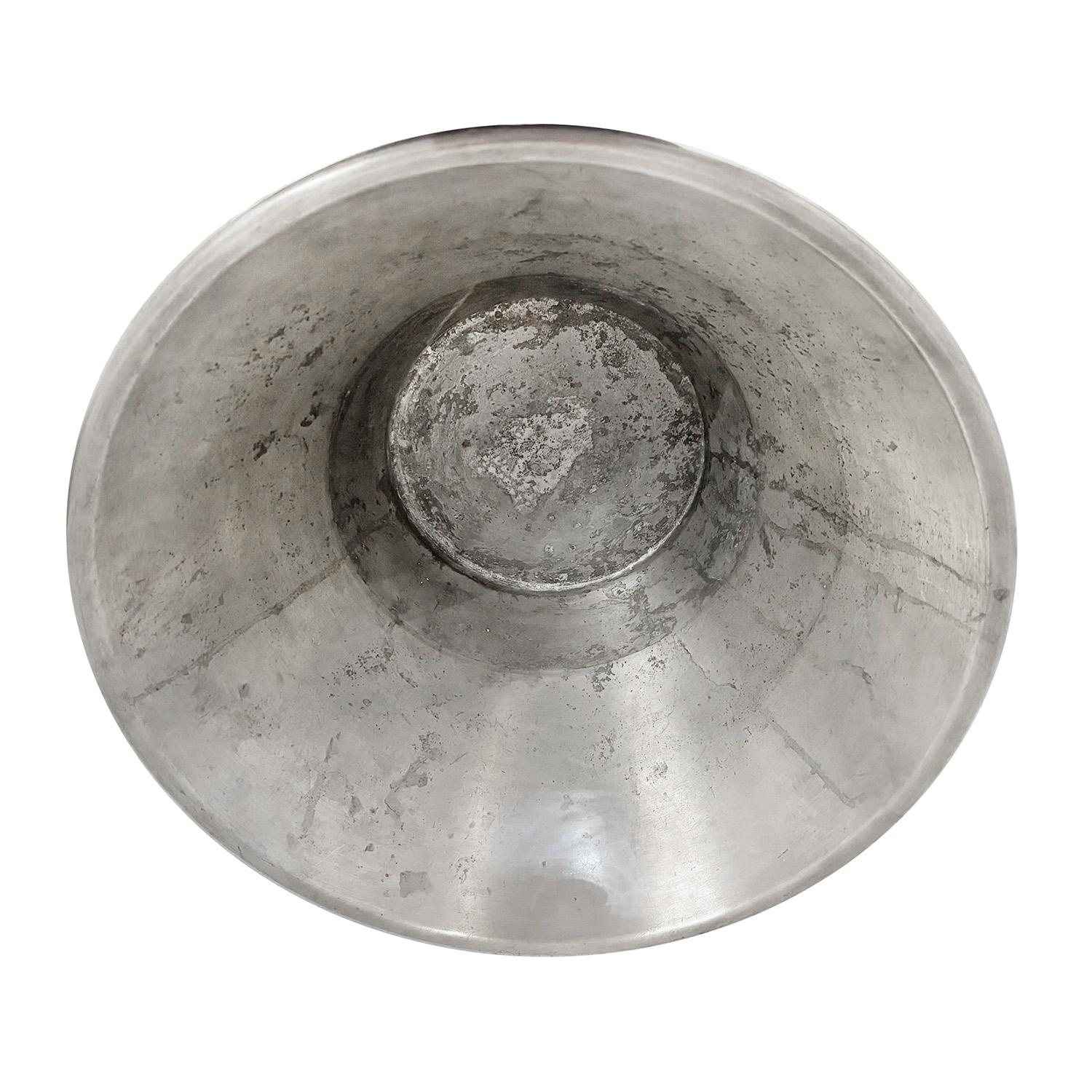Français Seau à champagne Art Déco français en métal argenté du 20ème siècle par Mercier en vente