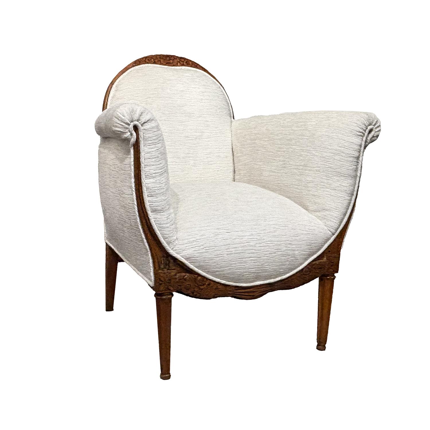 Französischer Vintage-Sessel aus Nussbaumholz von Paul Follot aus dem 20. Jahrhundert im Art Déco-Stil (Art déco) im Angebot