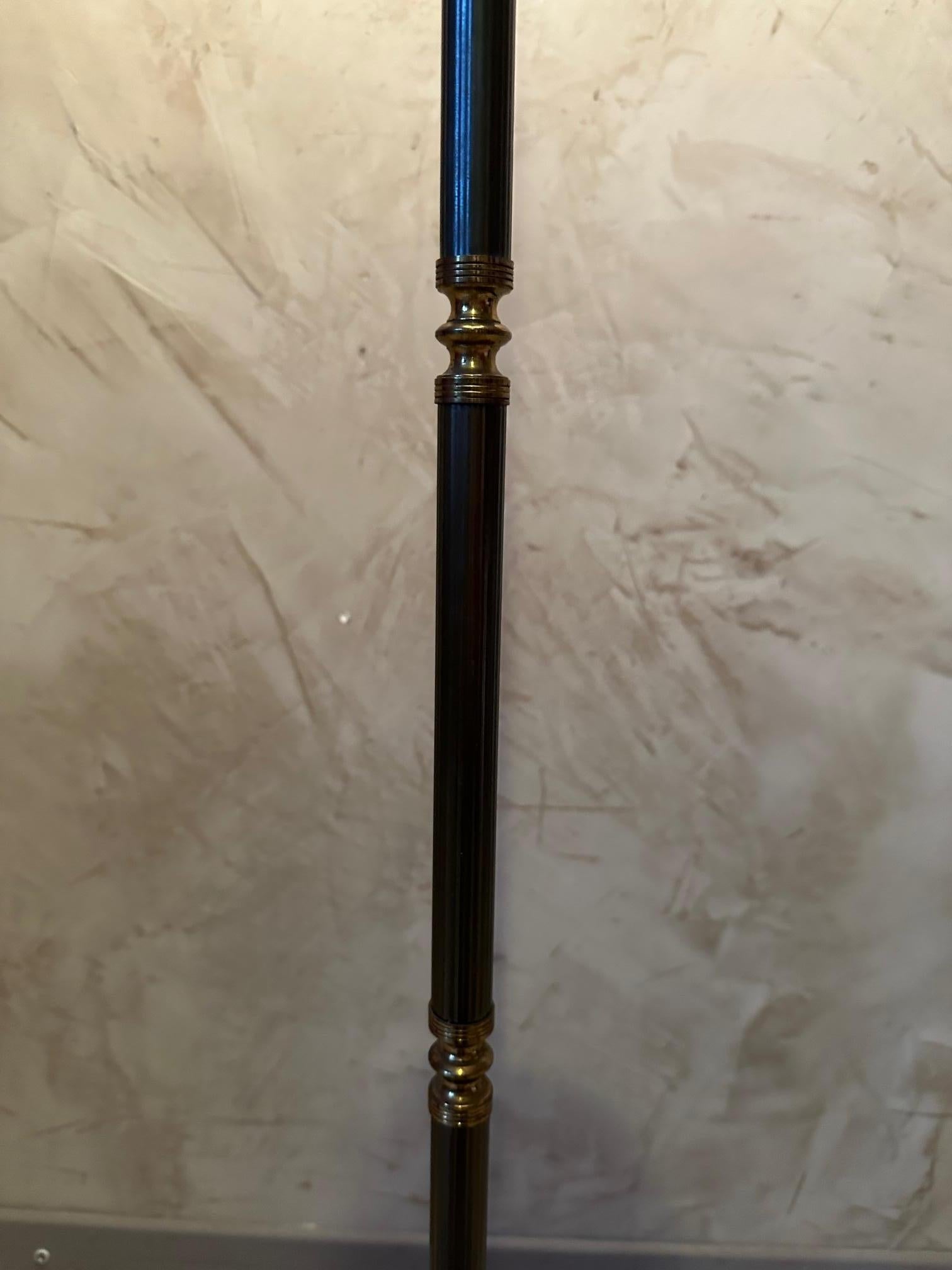 Mid-20th Century 20th century French Vintage Brass and Metal Floor Lamp, 1960s For Sale