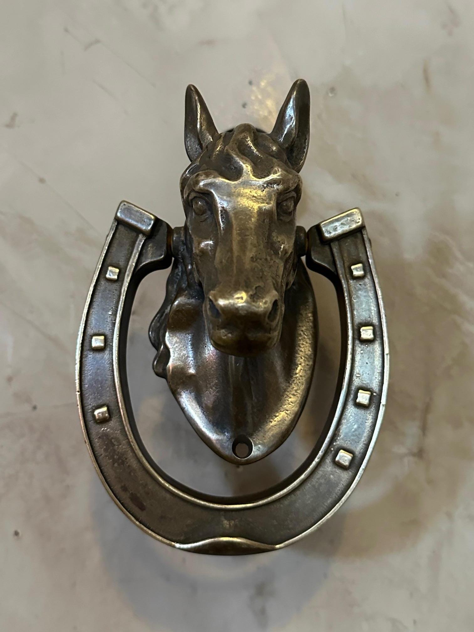 Aldaba de puerta francesa del siglo XX en bronce vintage, años 50 Bronce en venta