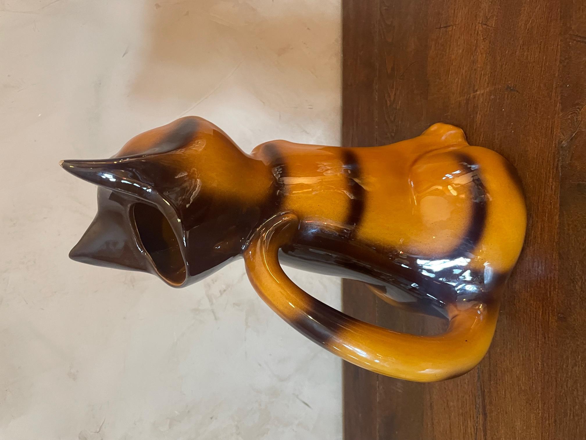 20th Century French Vintage Ceramic Cat Pitcher, 1960s In Good Condition For Sale In LEGNY, FR