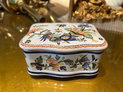 20. Jahrhundert Französisch Vintage Hand-Painted Keramik Trinket Box