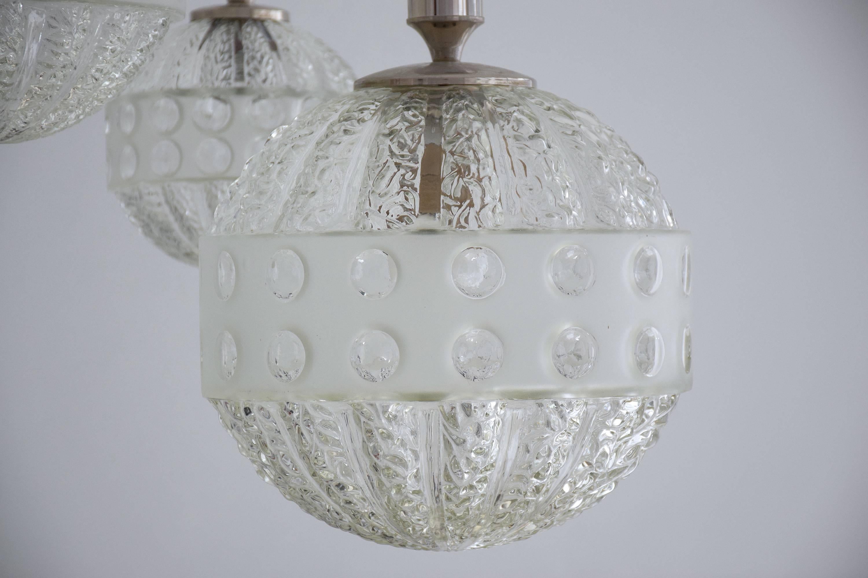 20th Century French Globe Three-Light Glass Pendant, 1970s In Good Condition In Paris, FR