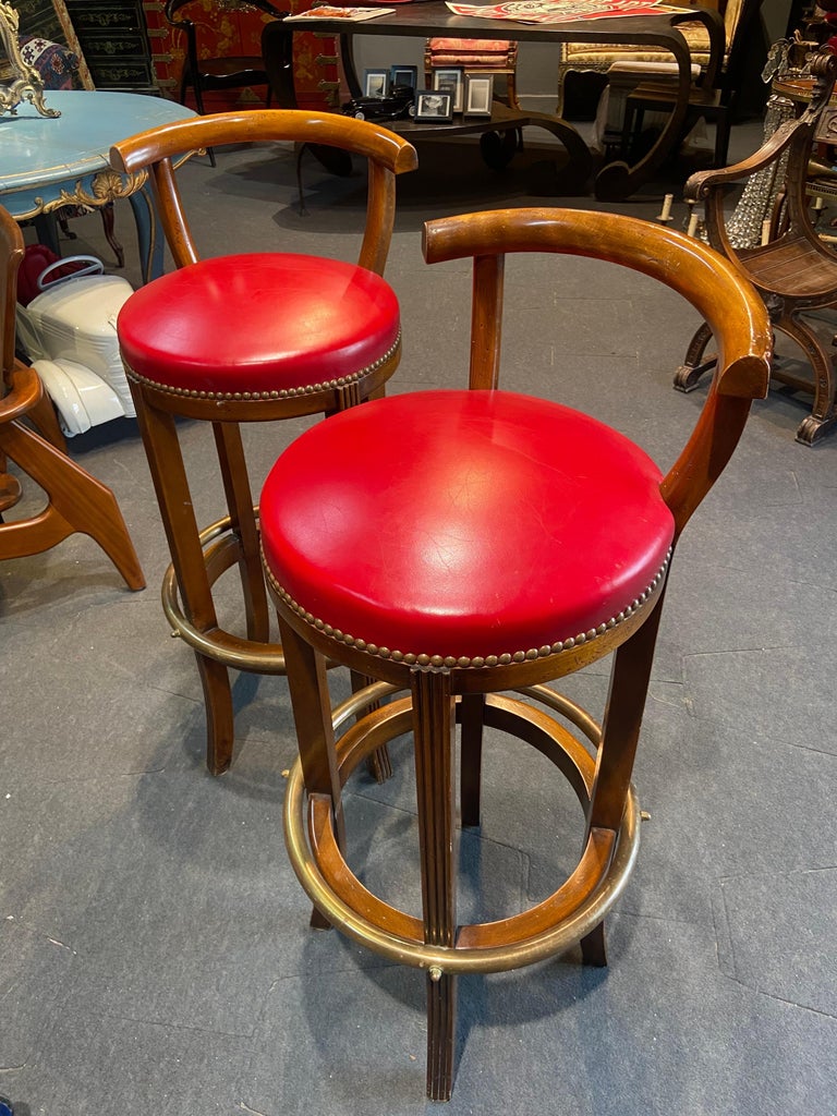 20th Century French Vintage Round Walnut Bar Stools in Red Leather For Sale at 1stDibs