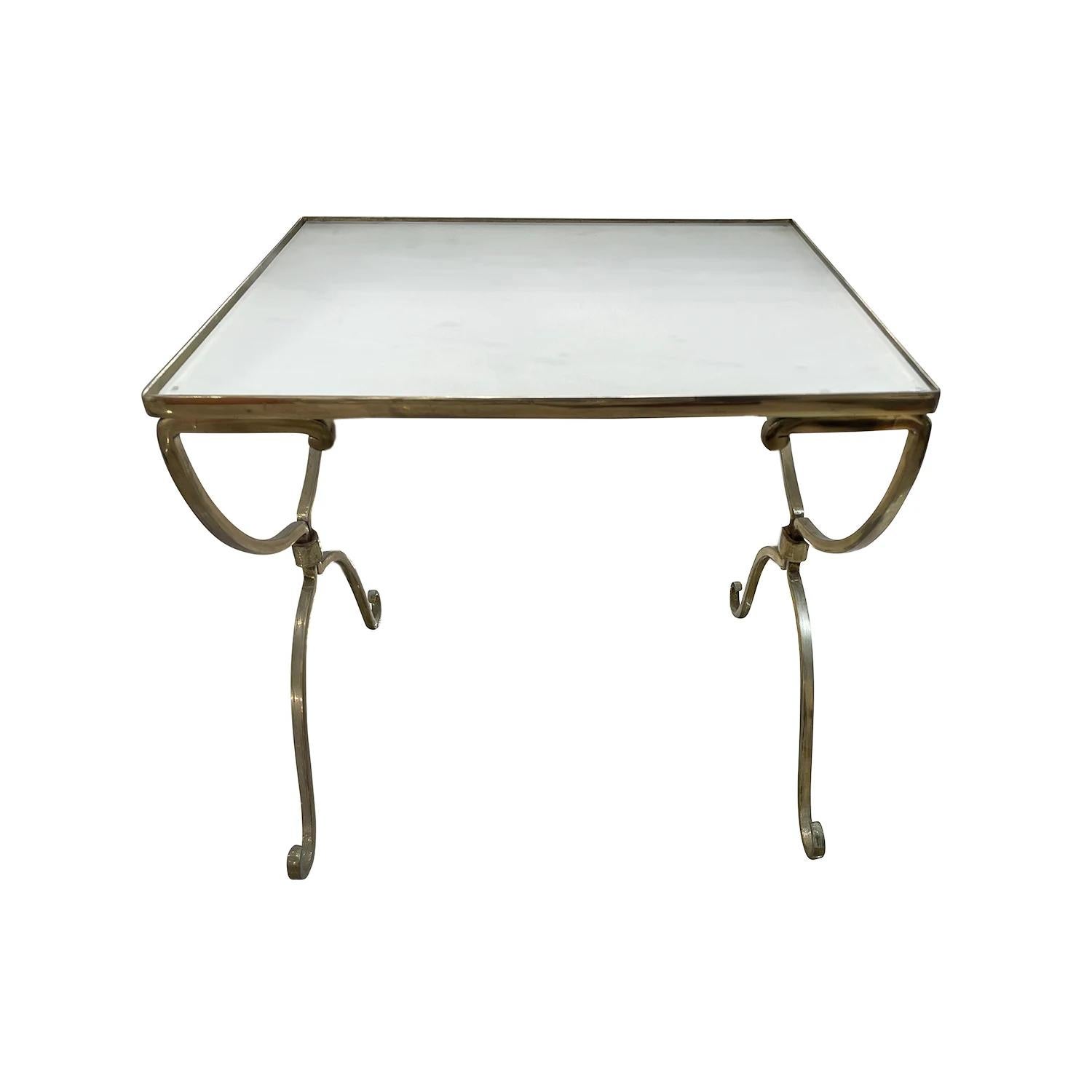 20th Century Gold French Vintage Set of Three Brass Nesting, Glass Side Tables For Sale 2