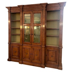 Französische Bibliothek aus Nussbaum und Glas des 20. Jahrhunderts, 1980er Jahre