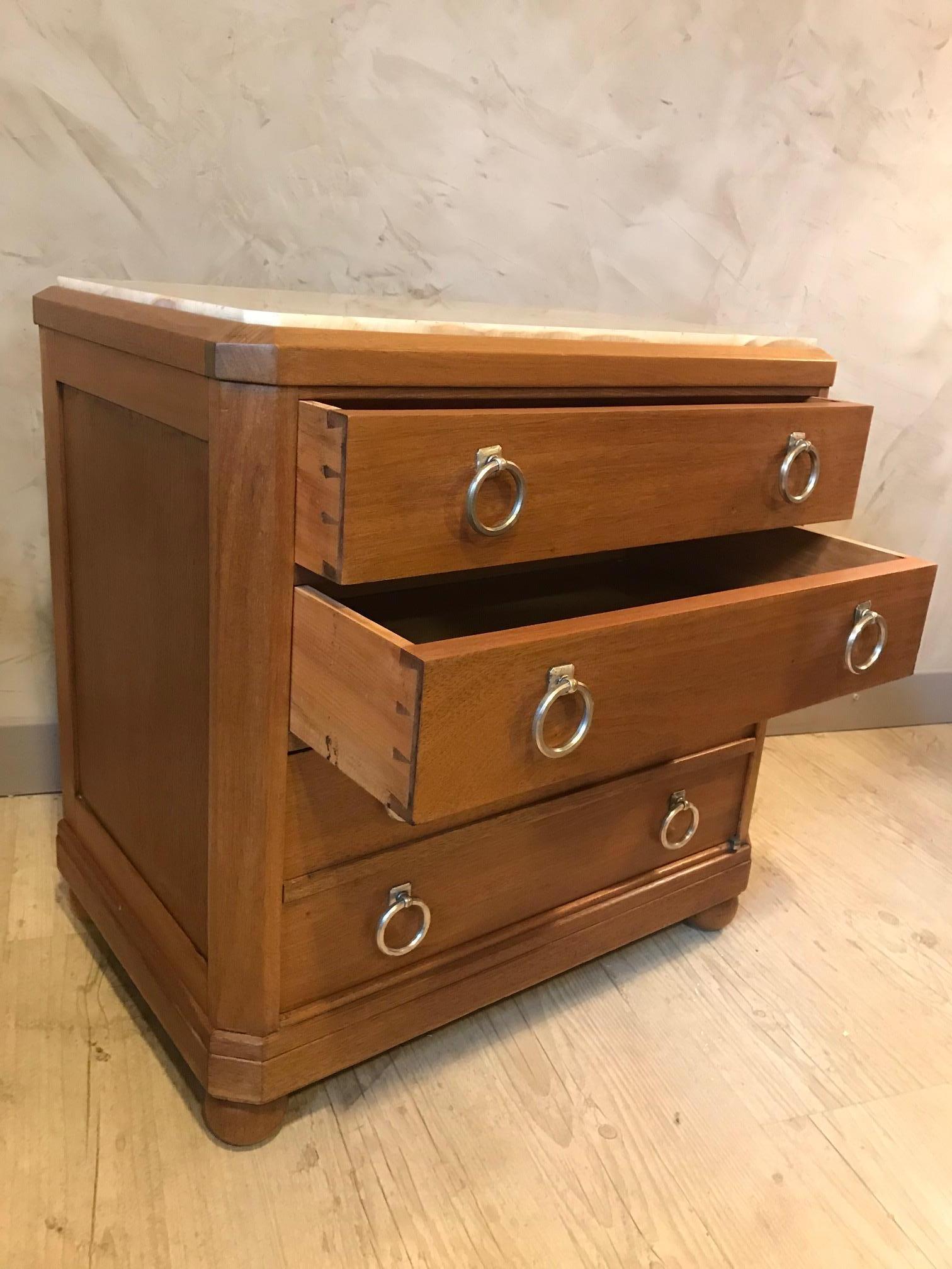 Commode francese in noce e marmo del XX secolo, anni '40 in vendita 2
