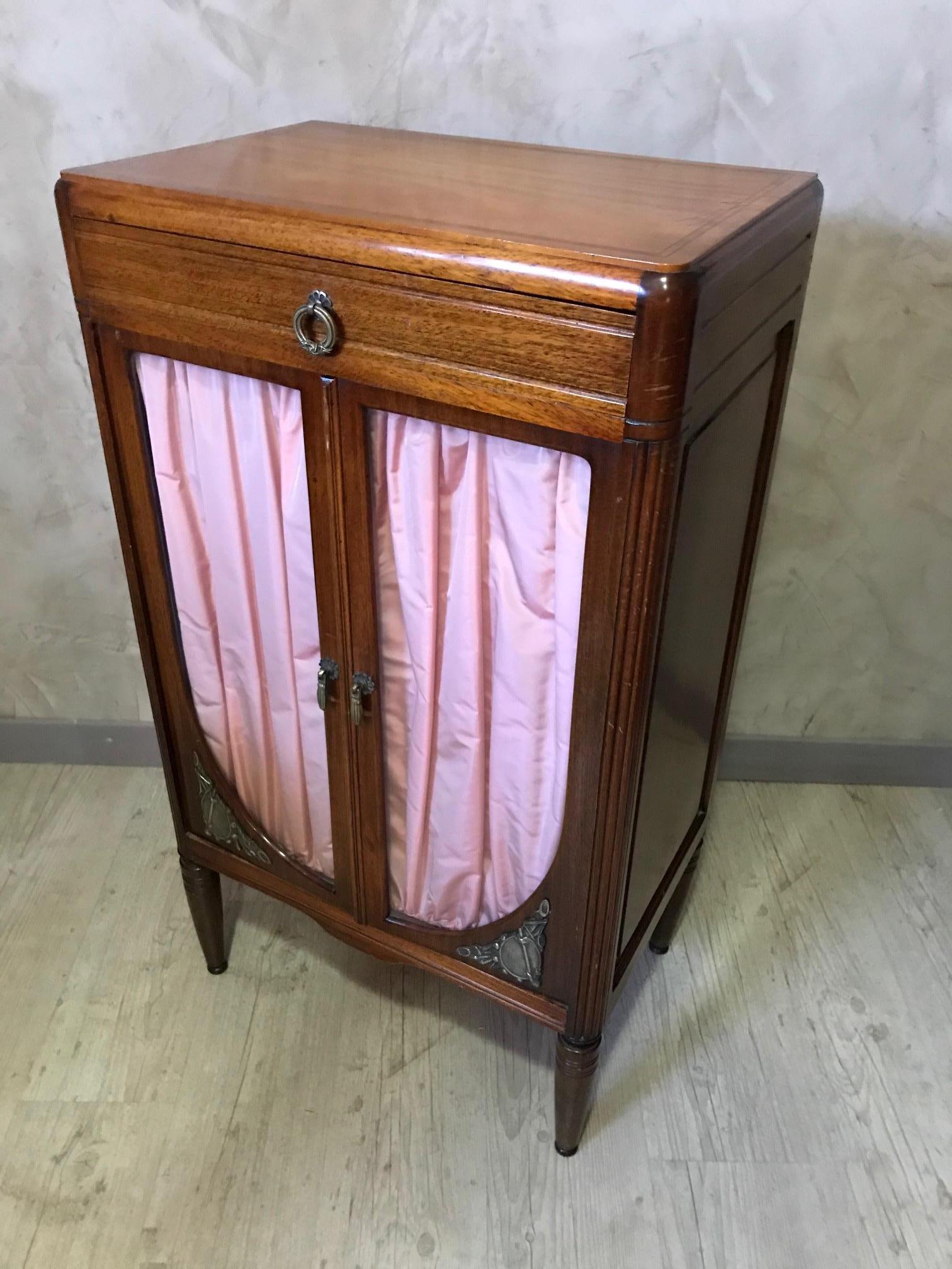 20th Century French Walnut Art Deco Disks Storage Cabinet, 1925 12