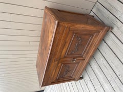 20th Century French Walnut Cabinet with Opening Top, 1920s
