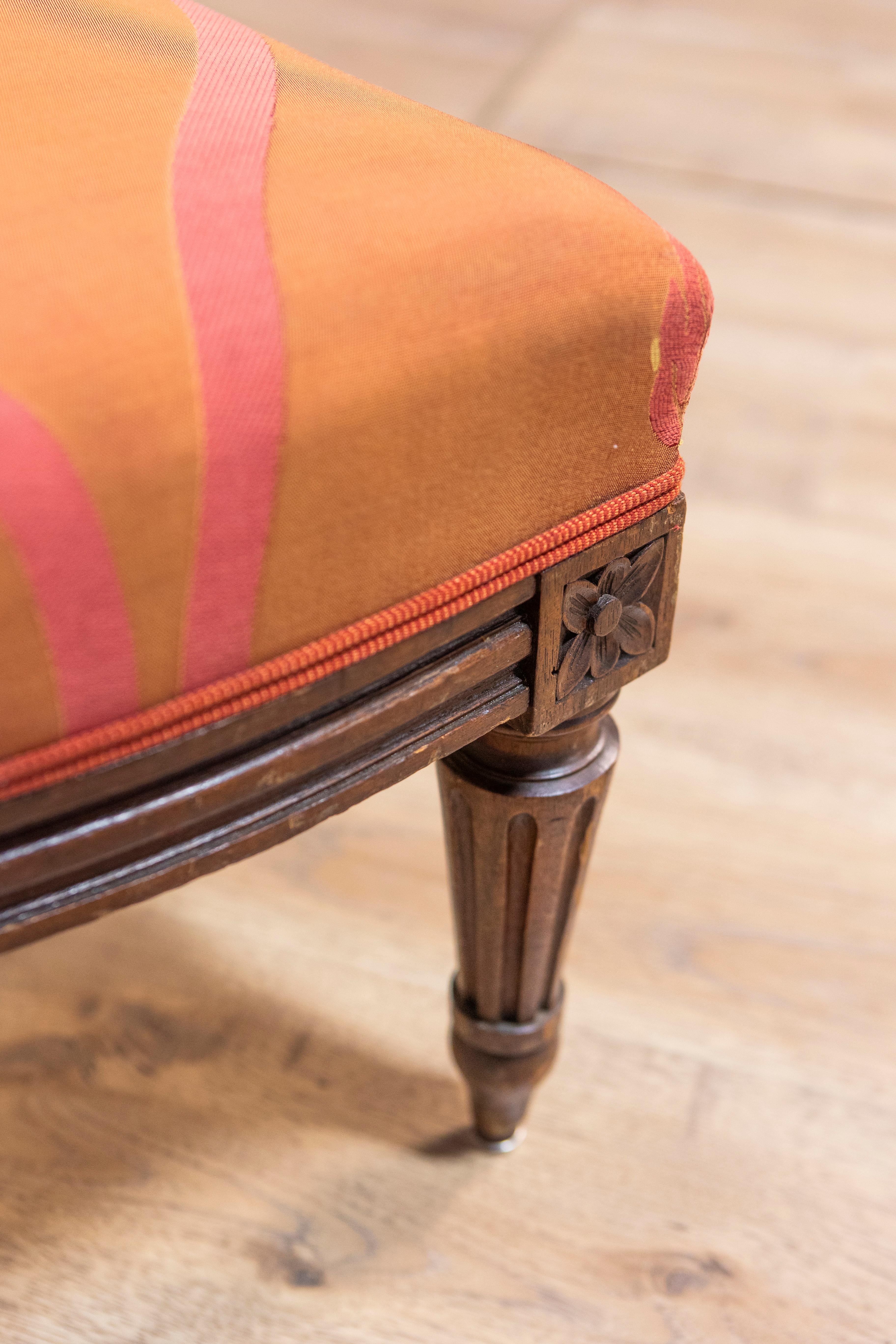 20th Century French Walnut Chair and Ottoman For Sale 10