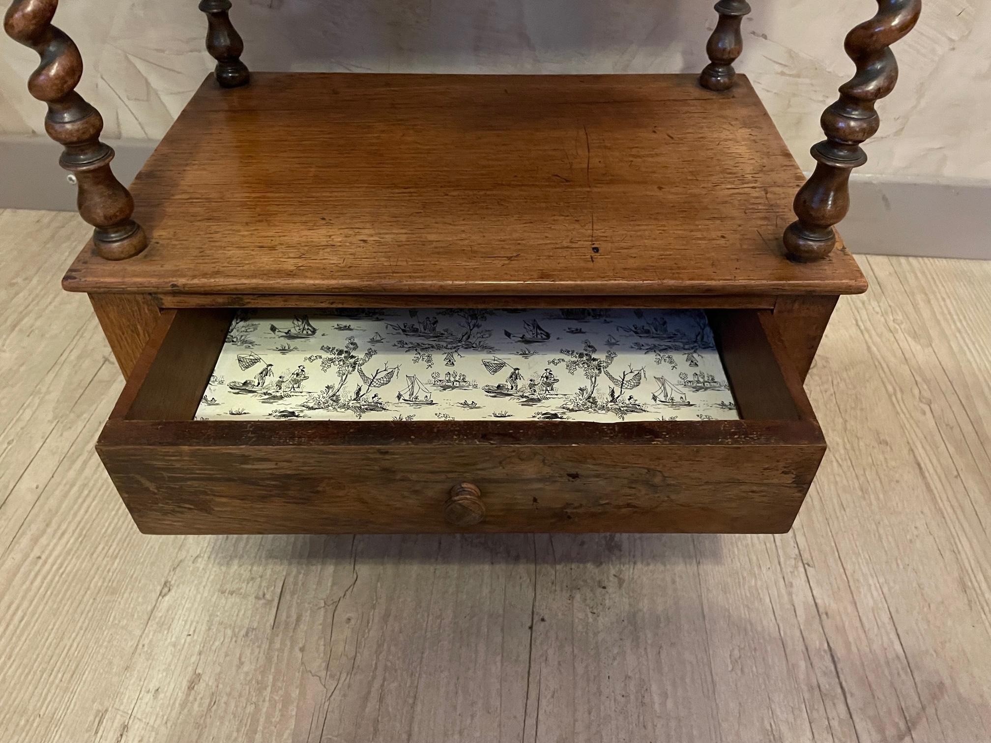 20th Century French Walnut Shelve on a Base, 1900s For Sale 5