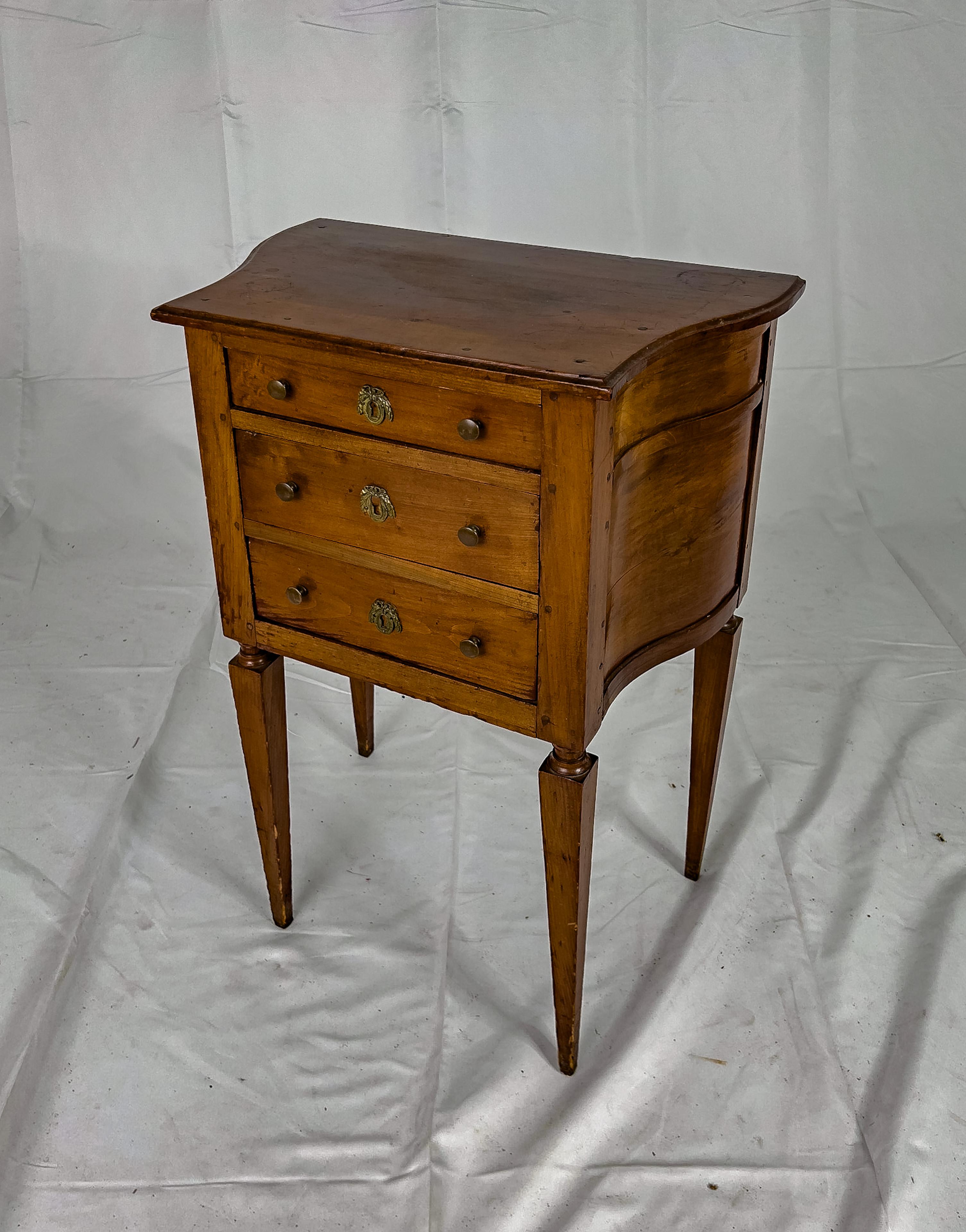 Neoclassical 20th Century French Walnut Side Table