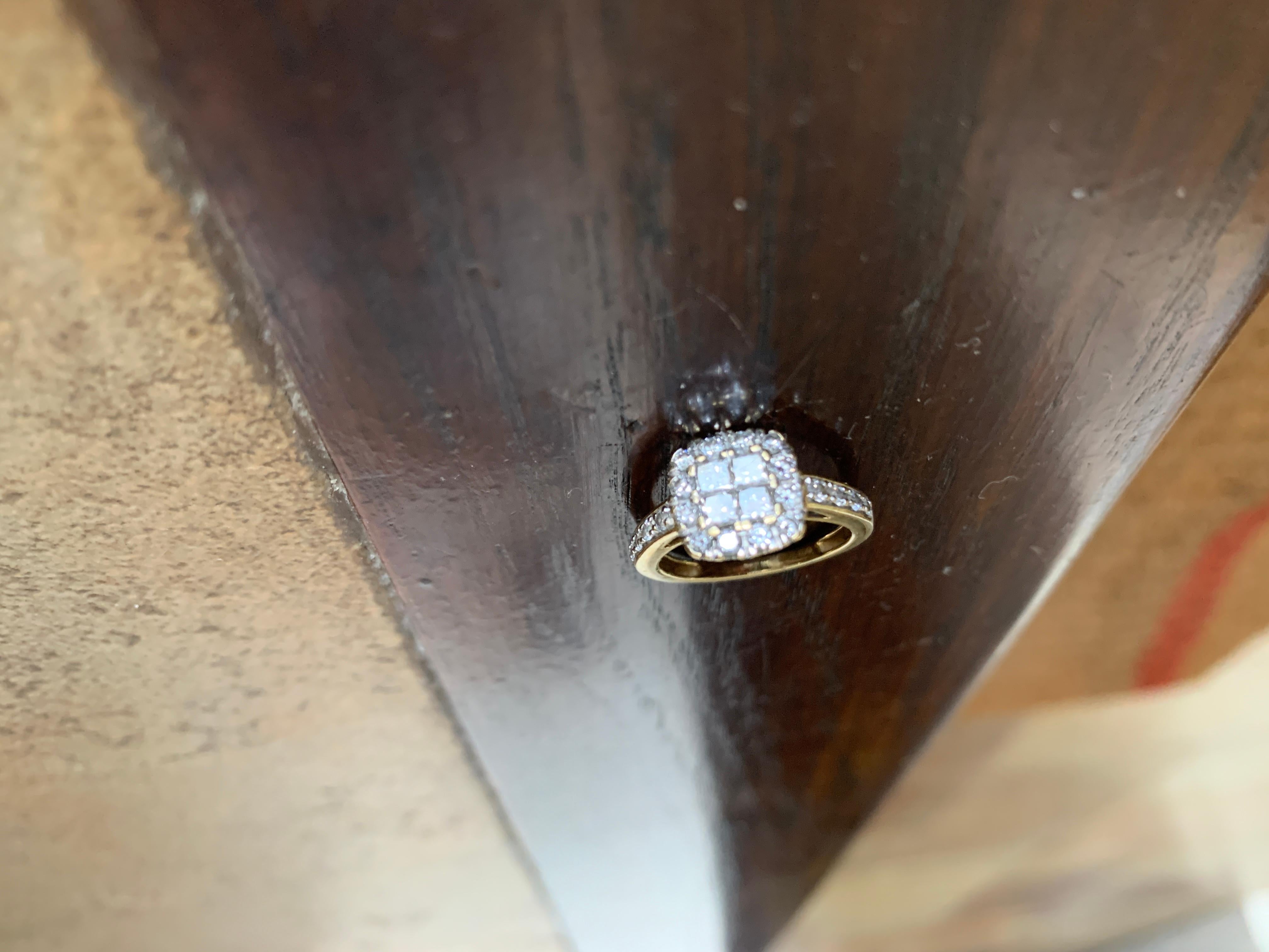 20th Century French White Gold Ring with Crown of Diamonds in Square Shape For Sale 11