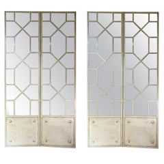 Puerta cuádruple con espejo de hierro blanco francés del siglo XX