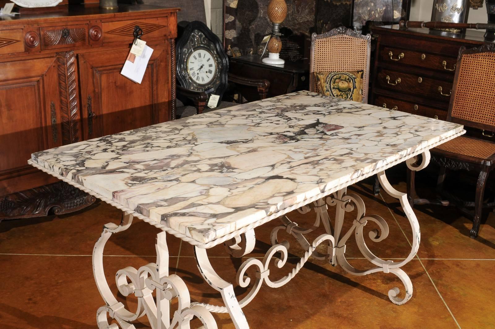 20th Century French White Painted Iron Garden Table with Marble Top For Sale 1