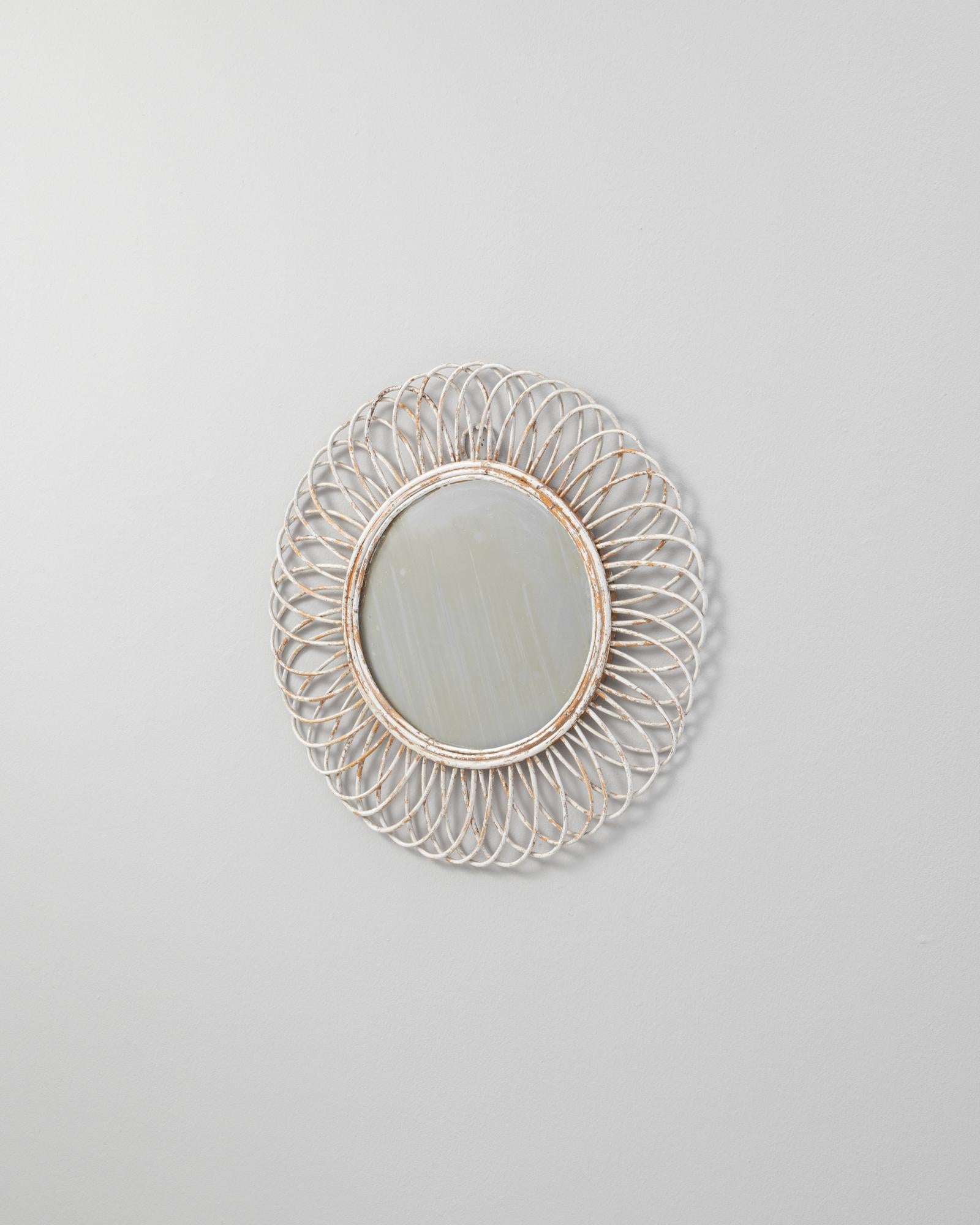20th Century French Wood White Patinated Mirror In Good Condition For Sale In High Point, NC
