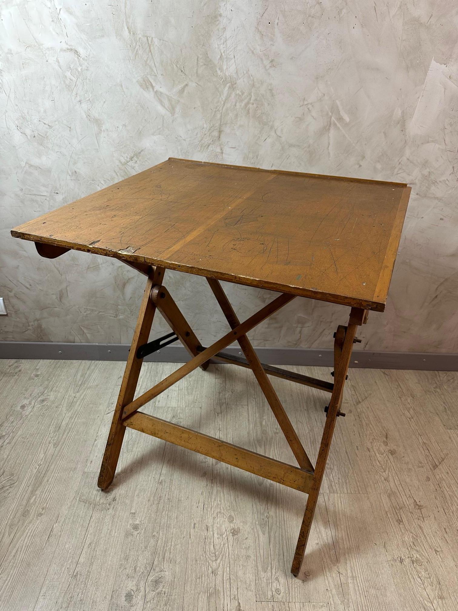 Table d'architecte en bois français du 20e siècle, années 1920 État moyen - En vente à LEGNY, FR