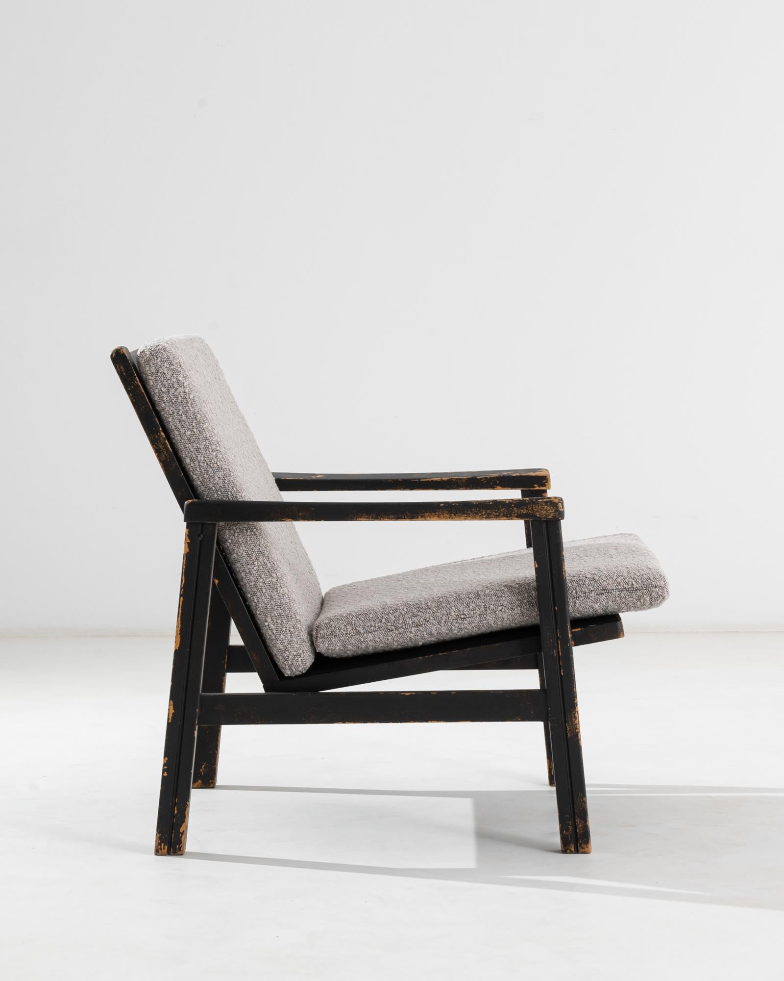 20th Century French Wooden Armchair For Sale 1