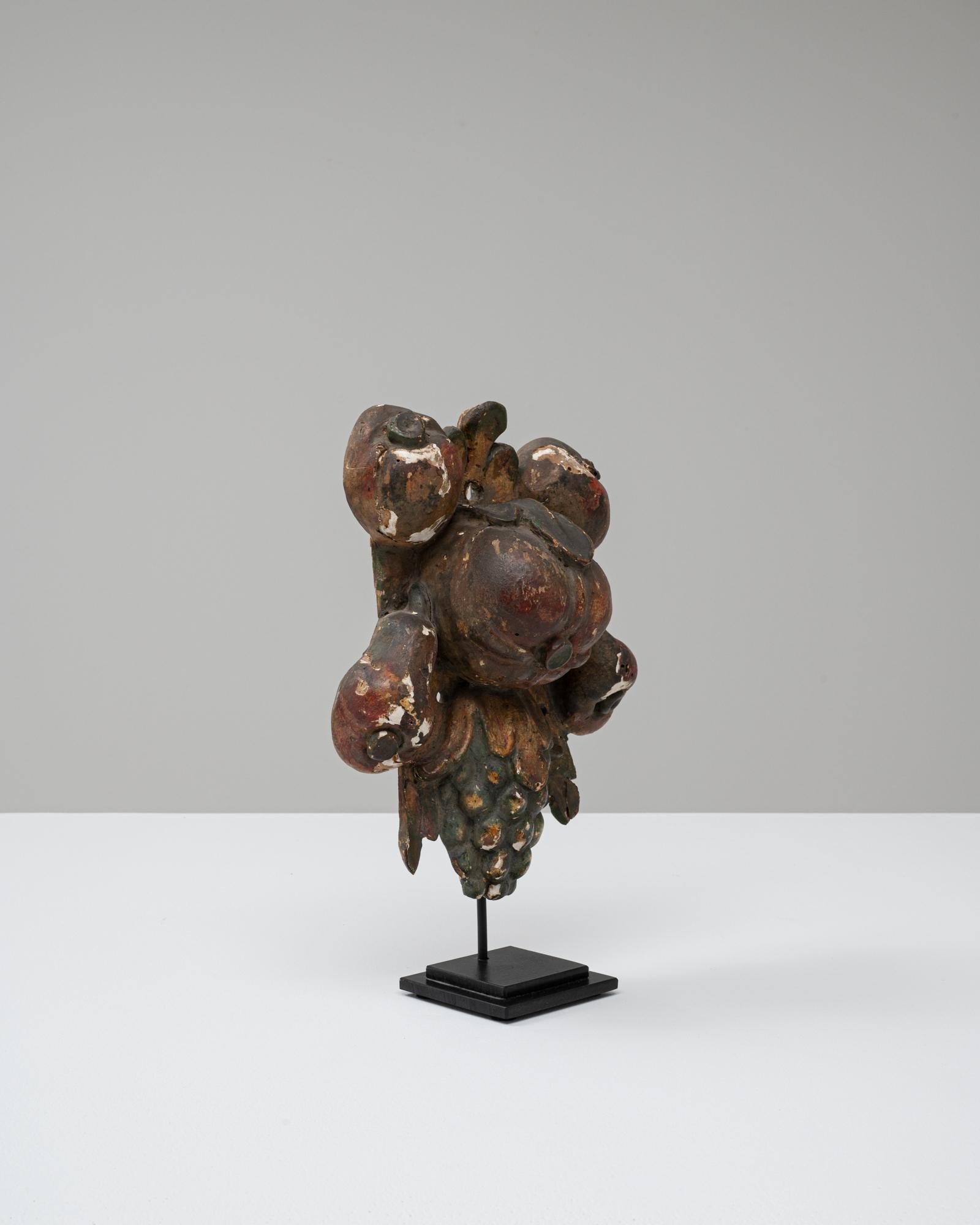 Francese Decorazione barocca in legno del XX secolo su base metallica in vendita