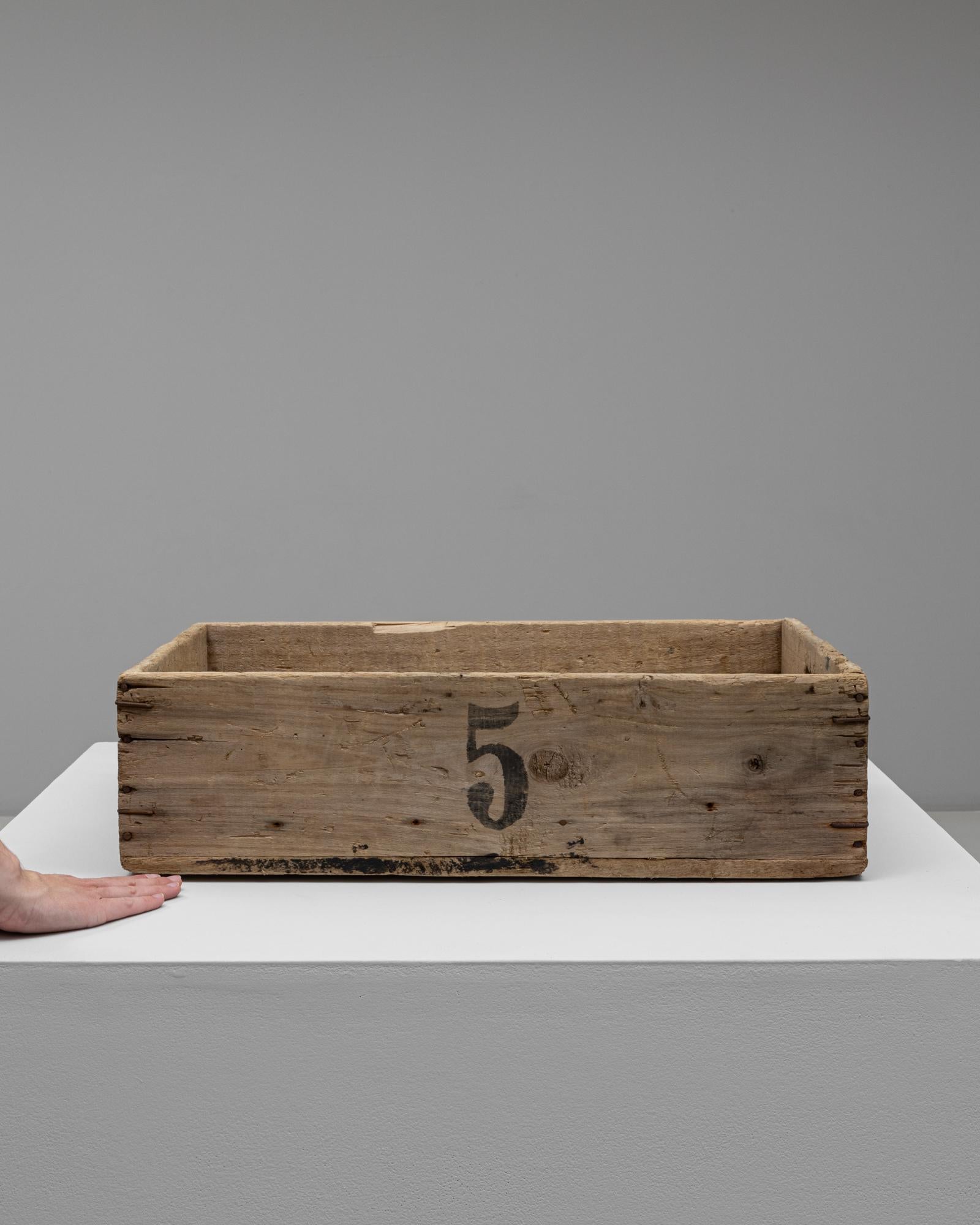 20th Century French Wooden Box In Good Condition For Sale In High Point, NC