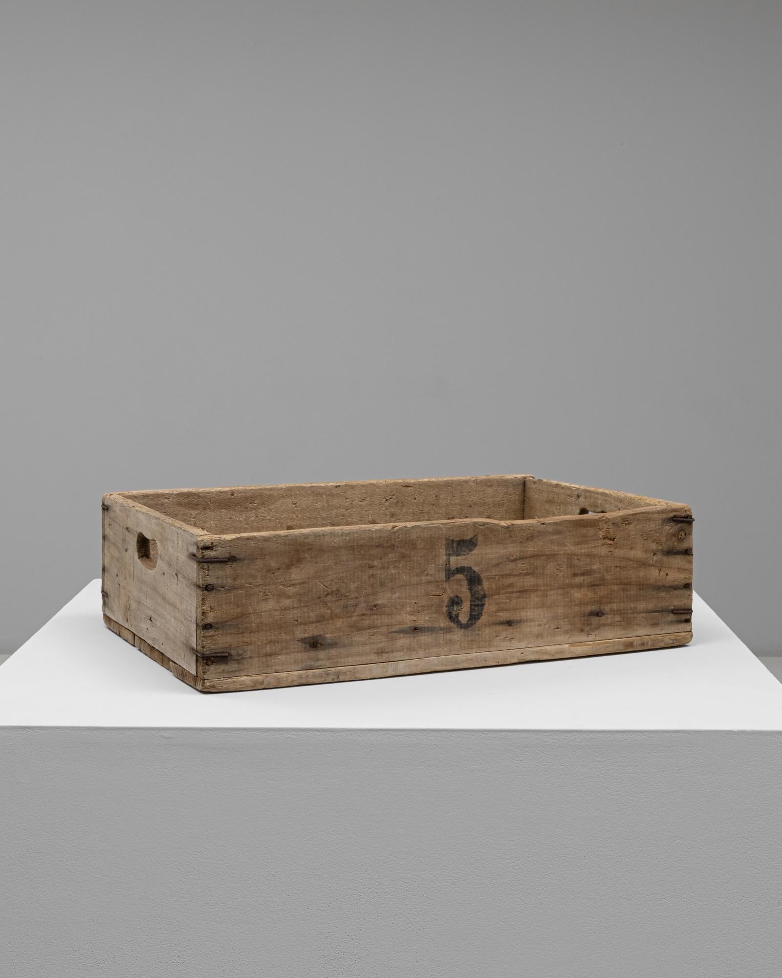 20th Century French Wooden Box For Sale 2